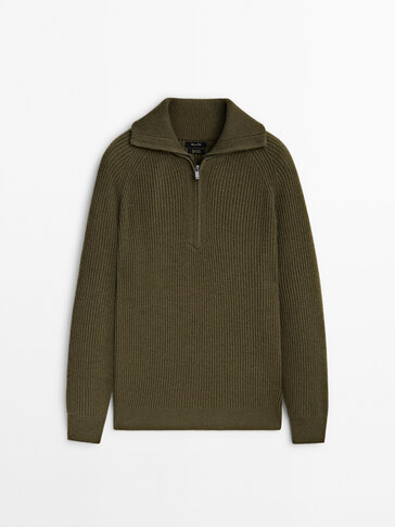 Mock neck knit sweater with zip