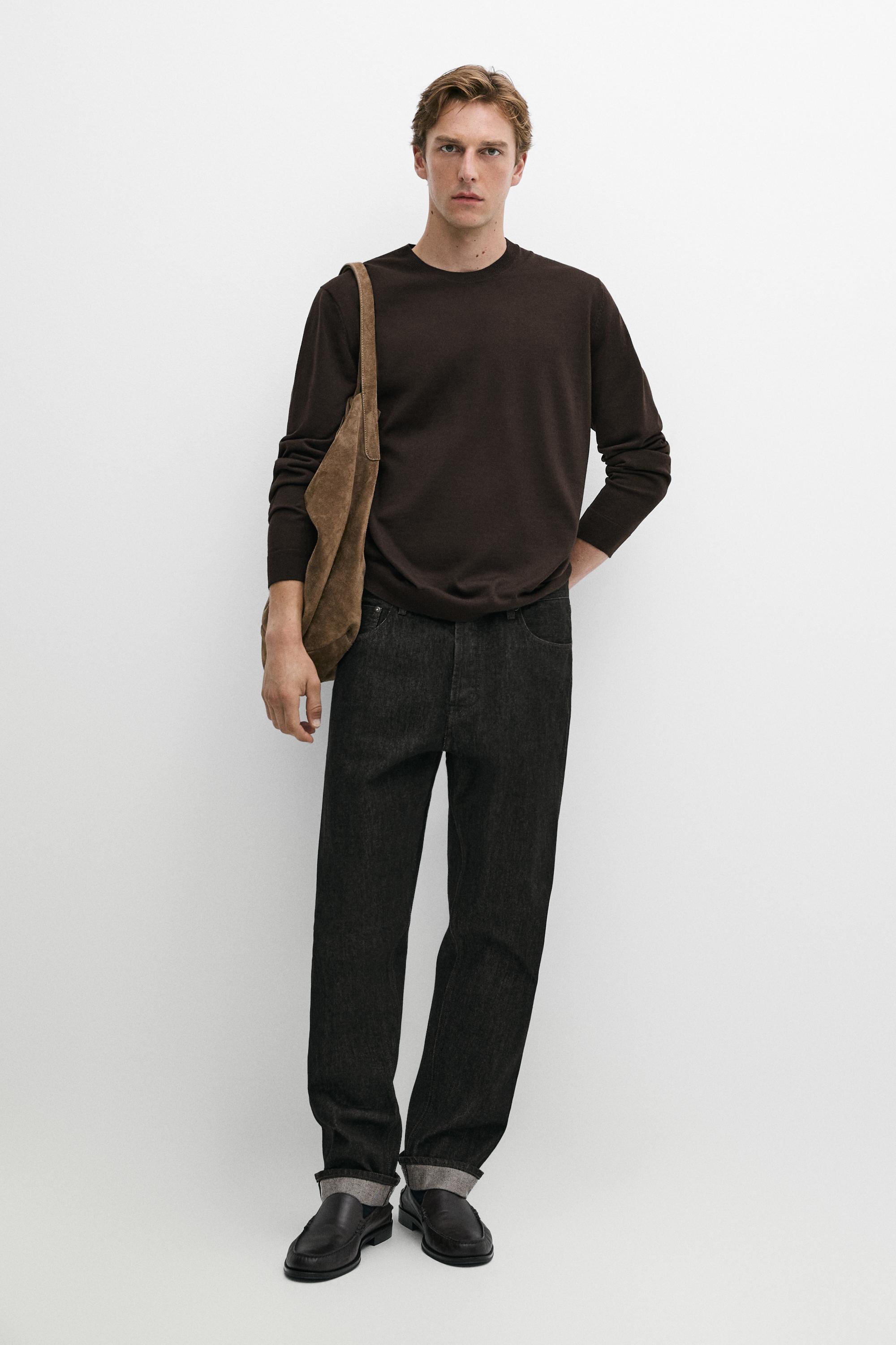 100% merino wool knit round neck sweater