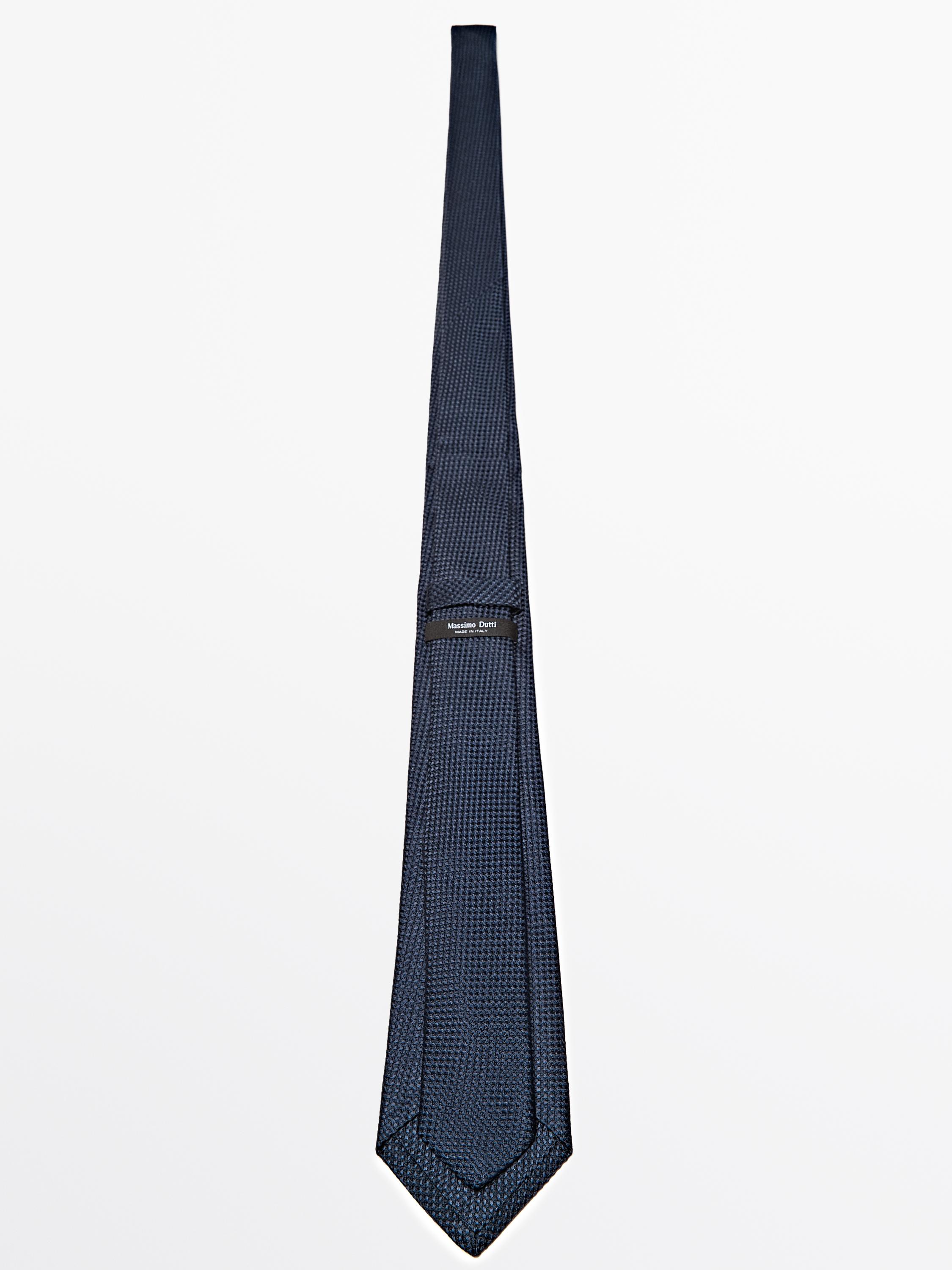 100% mulberry silk tie