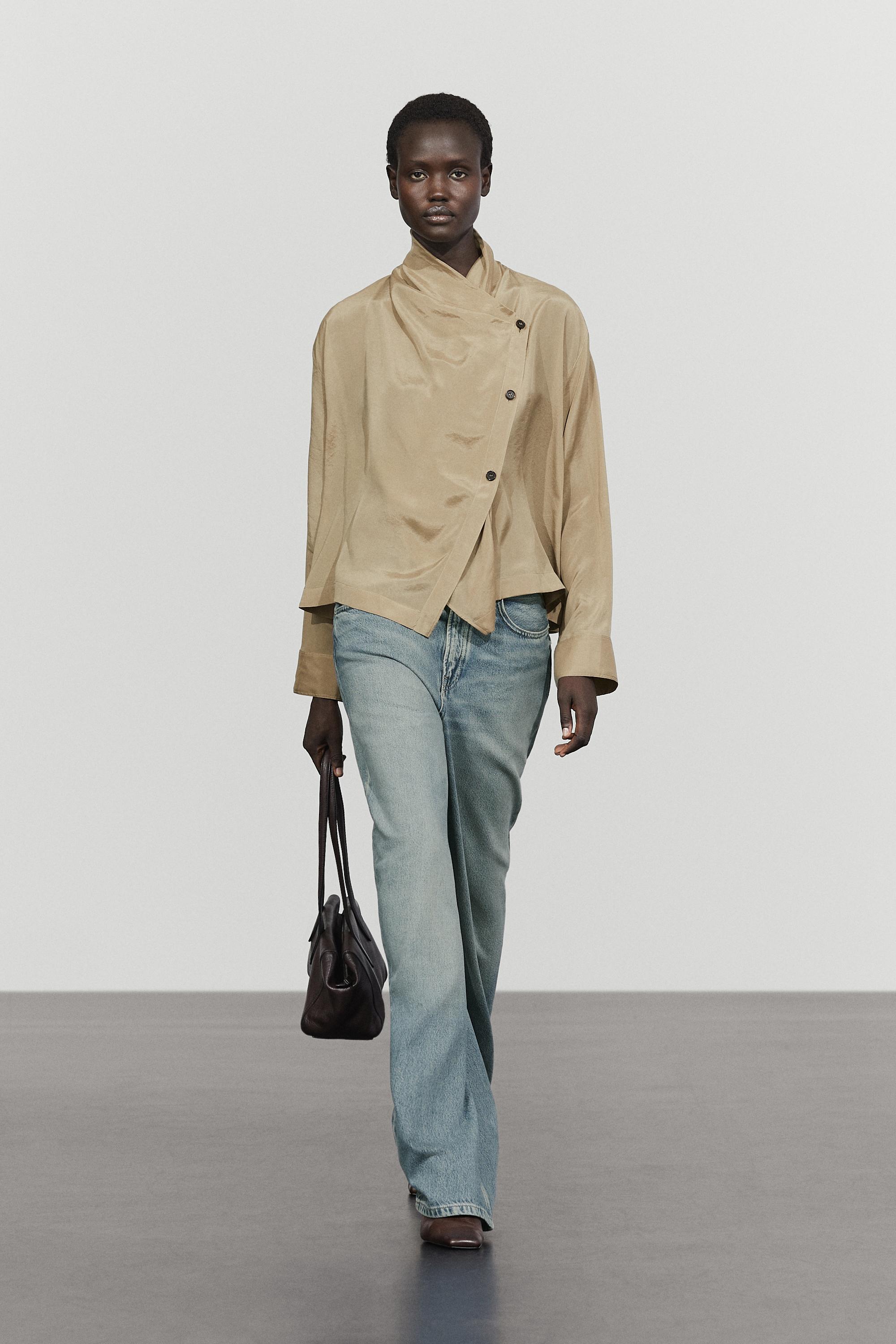 Double-breasted shirt with collar detail