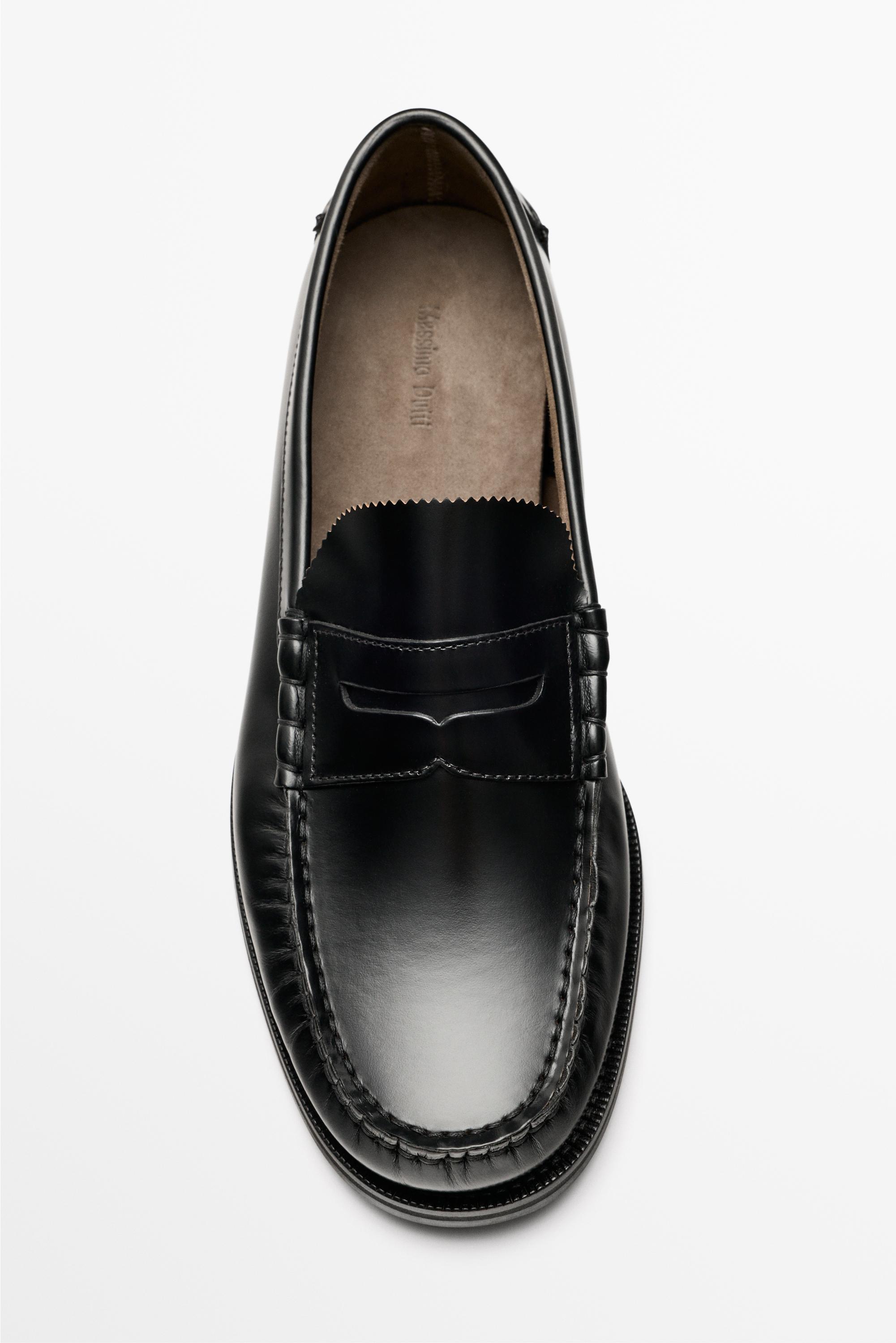 Leather penny loafer