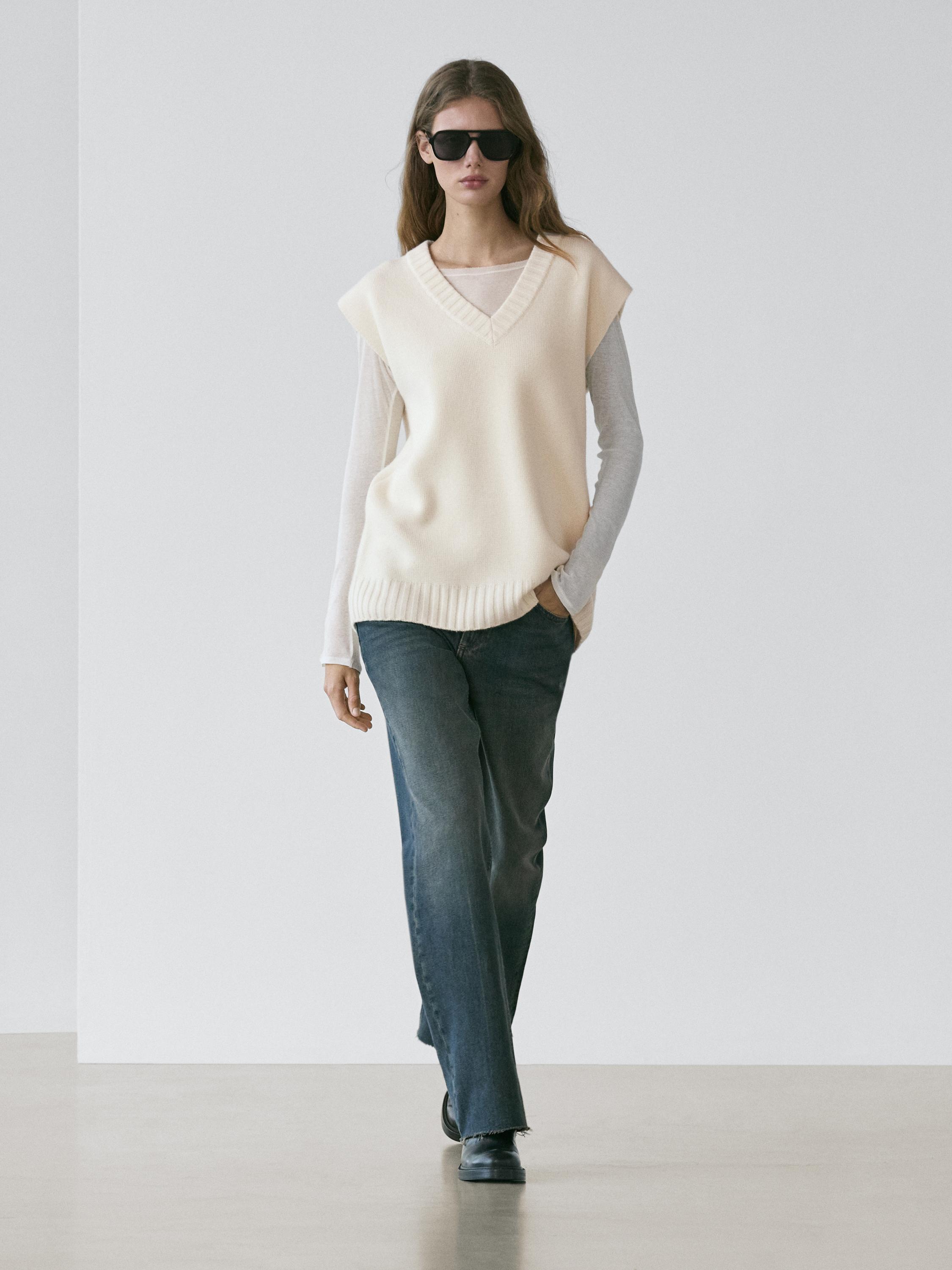 Long wool knit vest