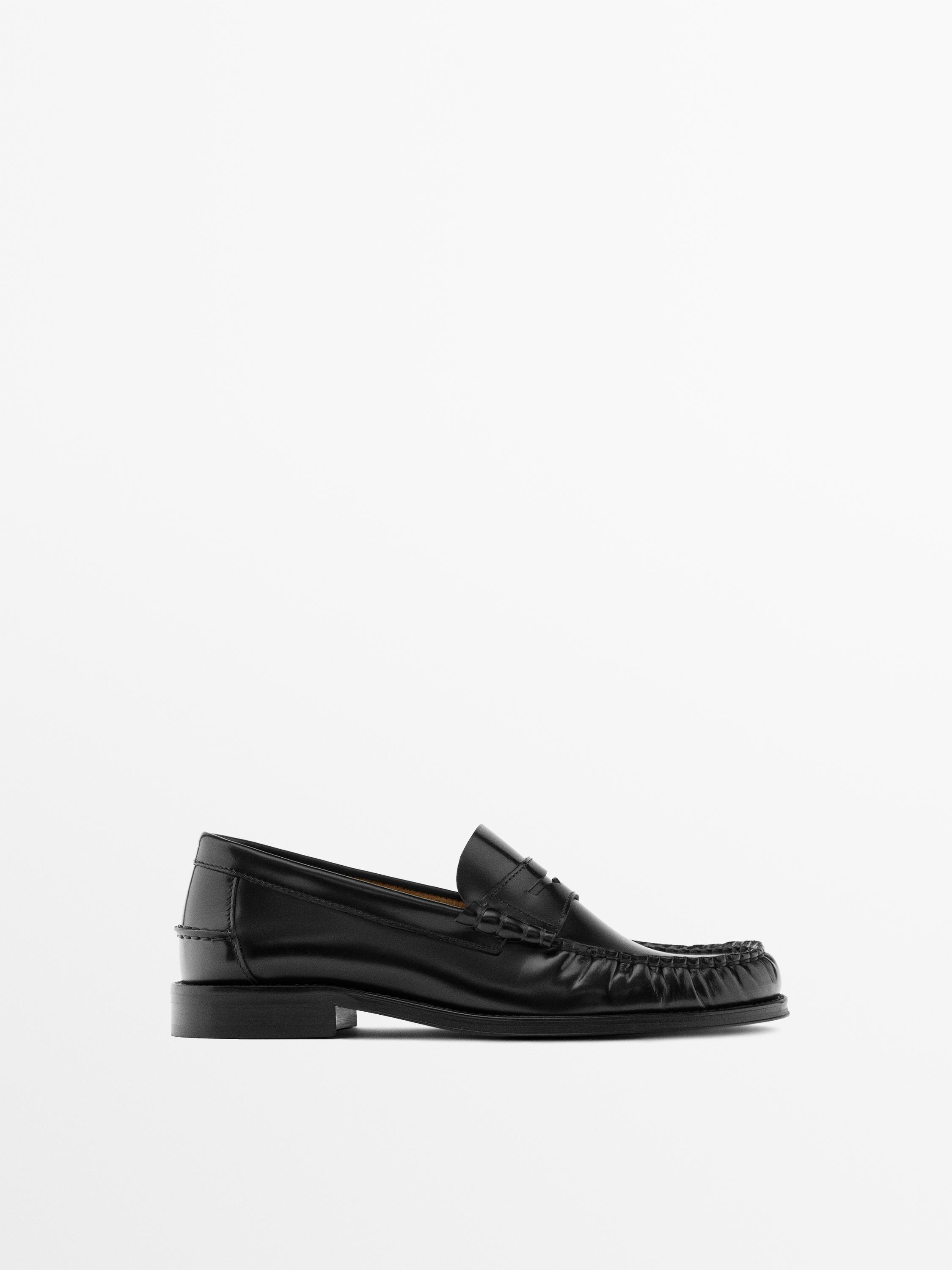 Leather loafer