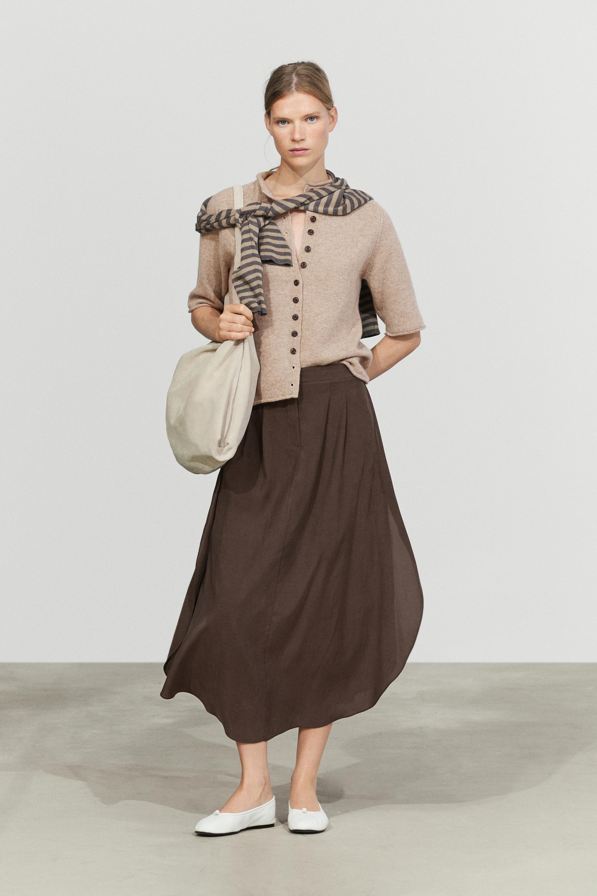 Flowing pleated midi skirt