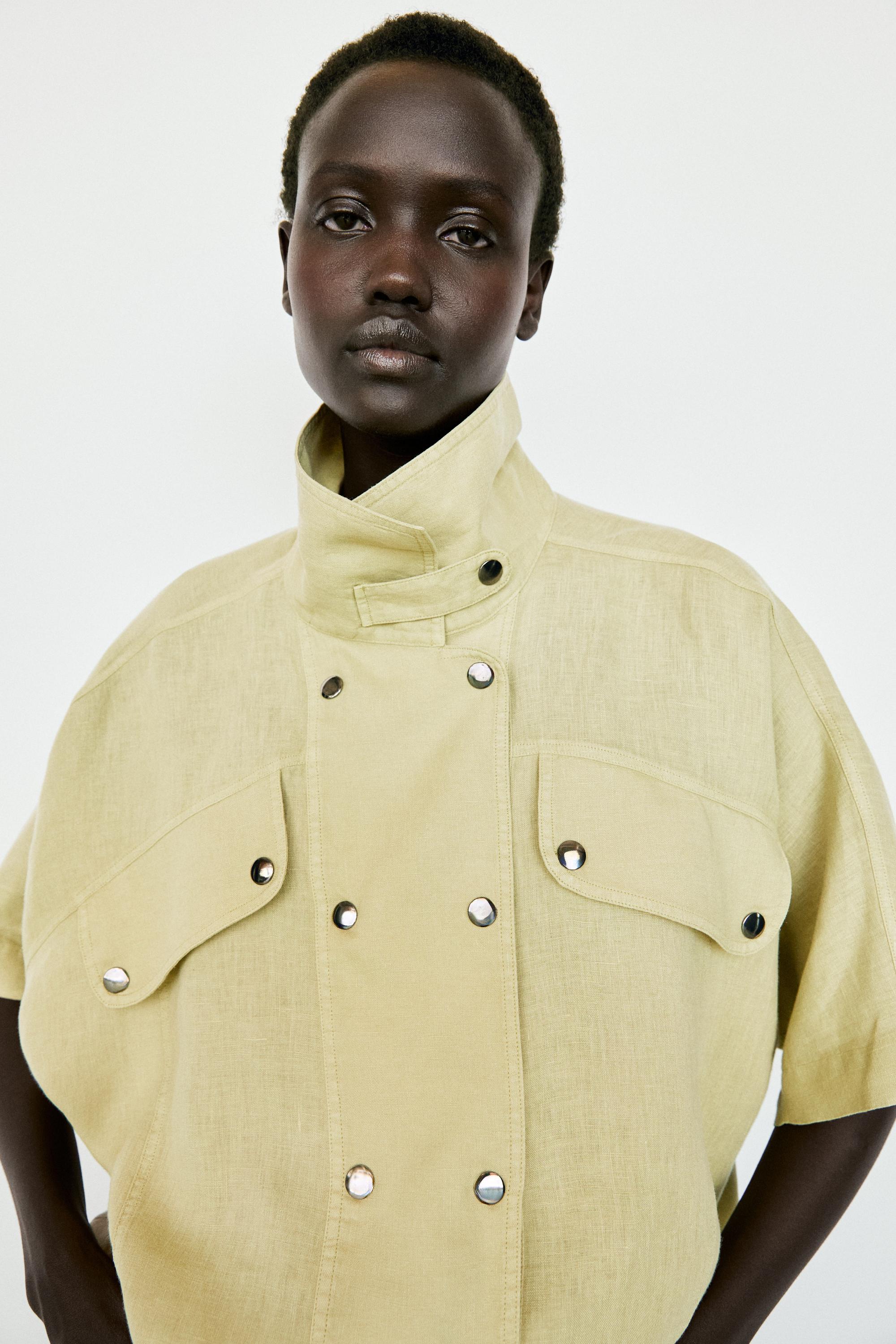 Short sleeve linen snap button shirt