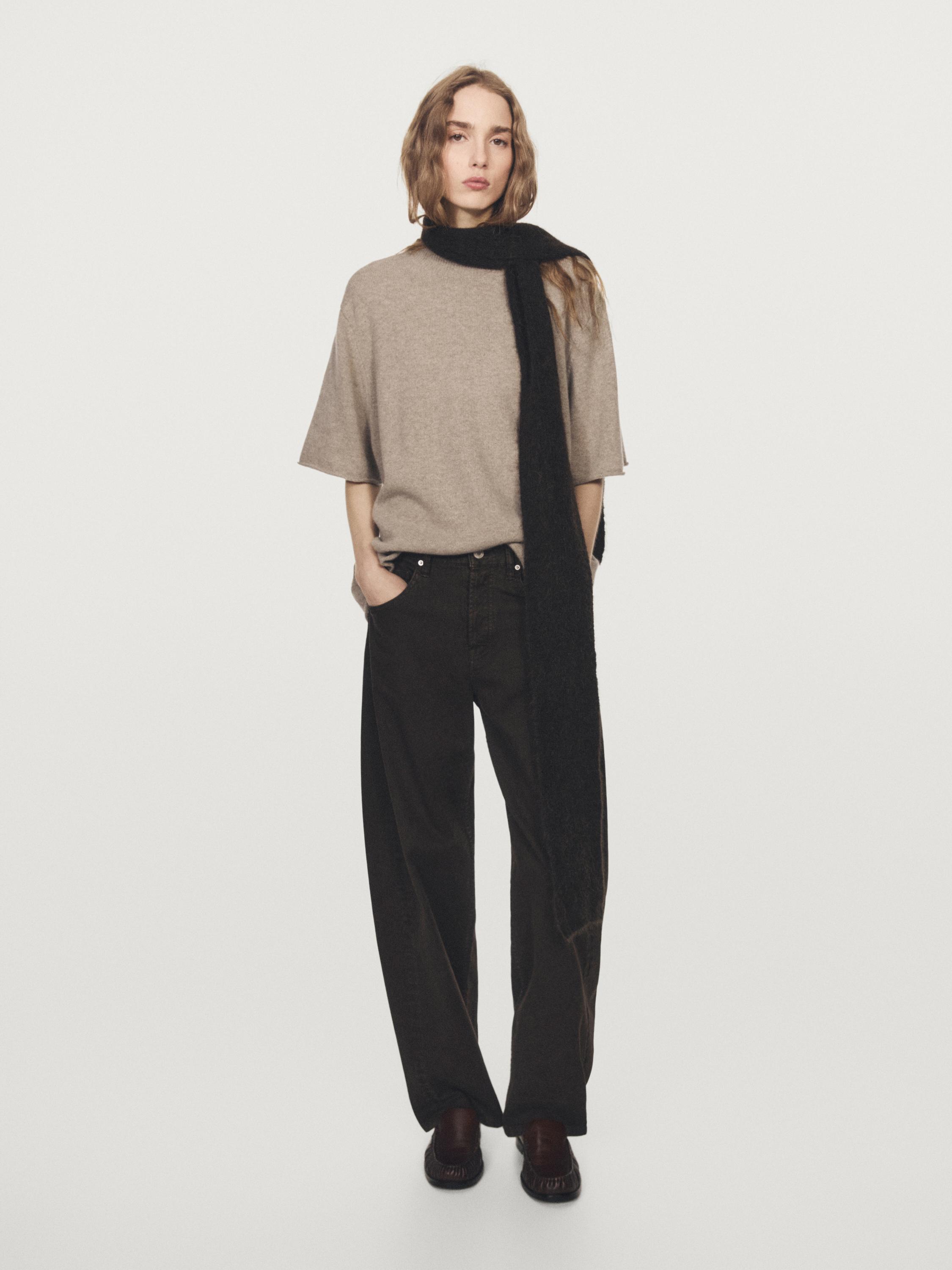 Oversize wool sweater with short sleeves