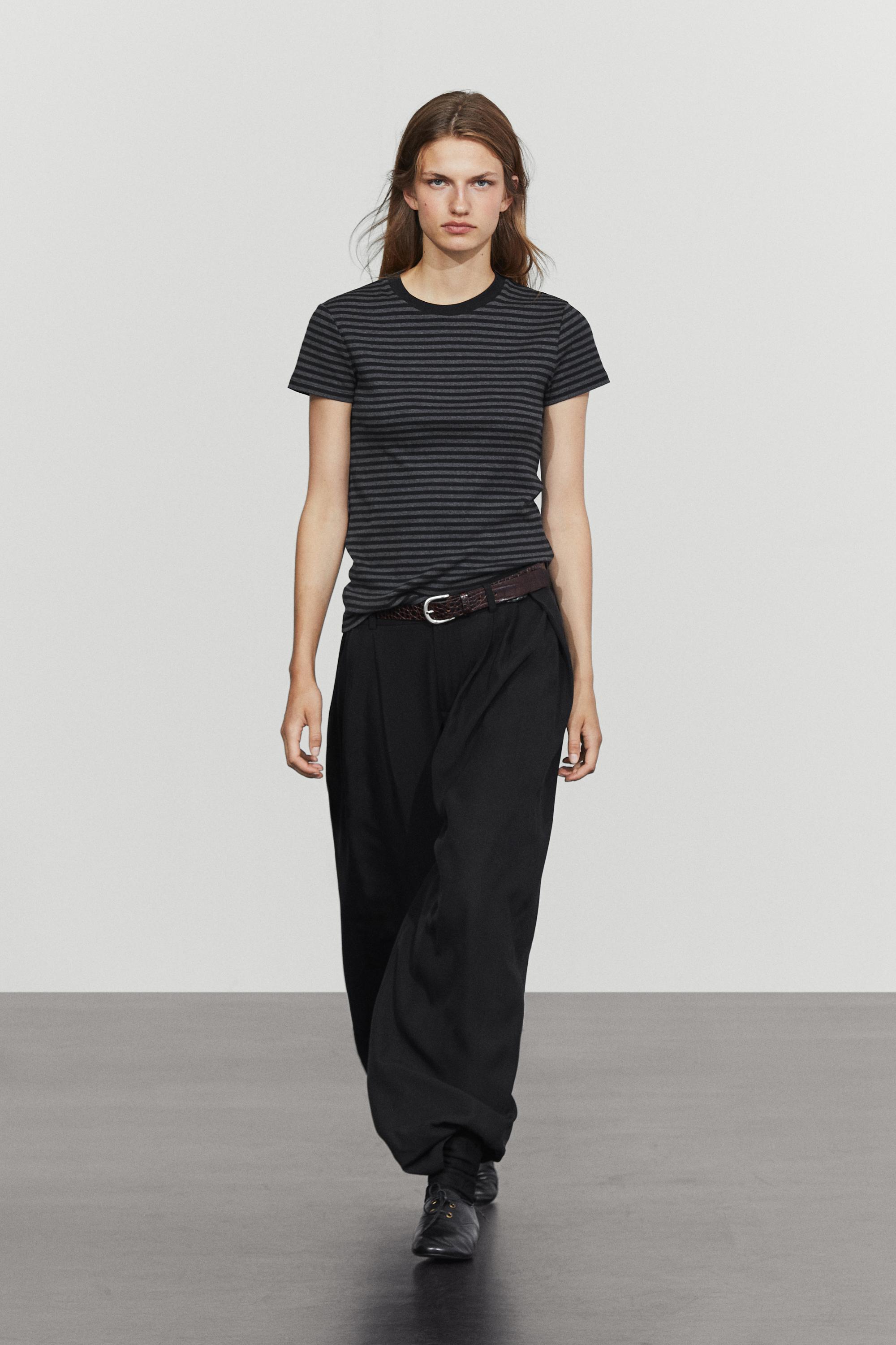 Ribbed striped short sleeve T-shirt
