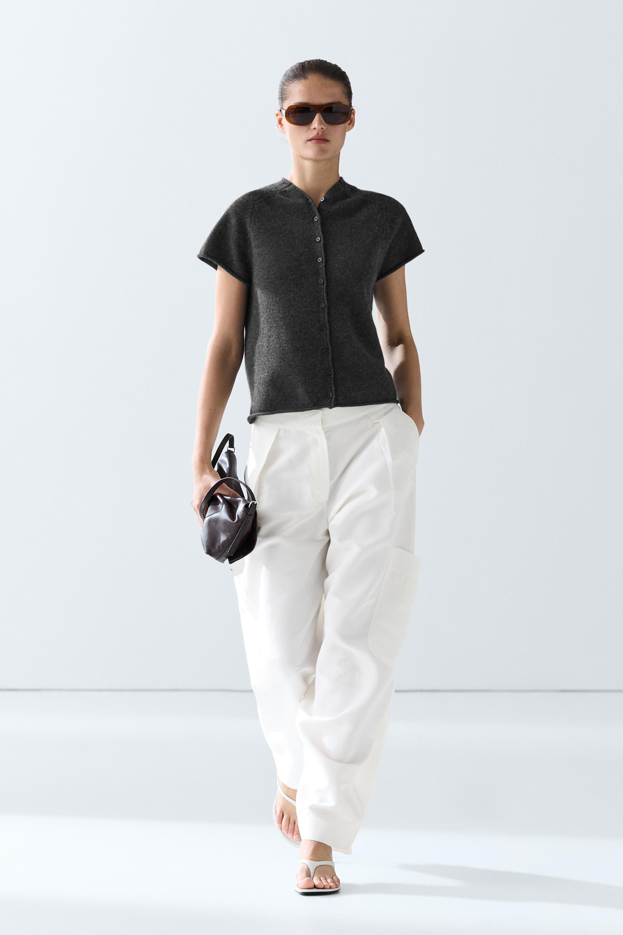 100% Cashmere button-up knit vest