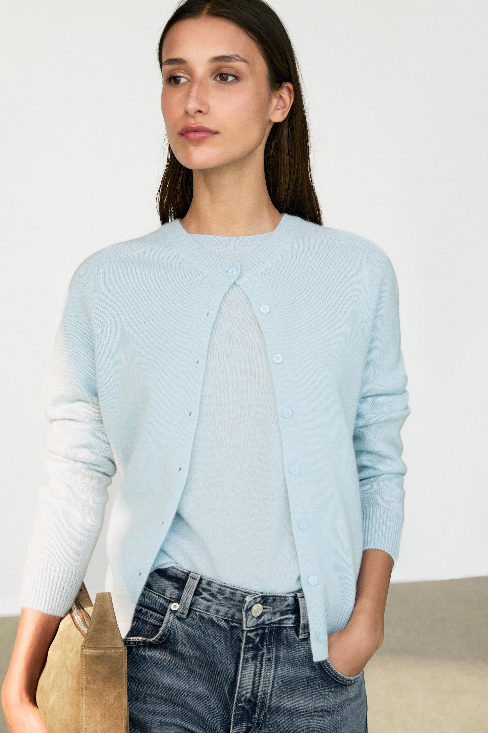 100% cashmere cropped knit cardigan