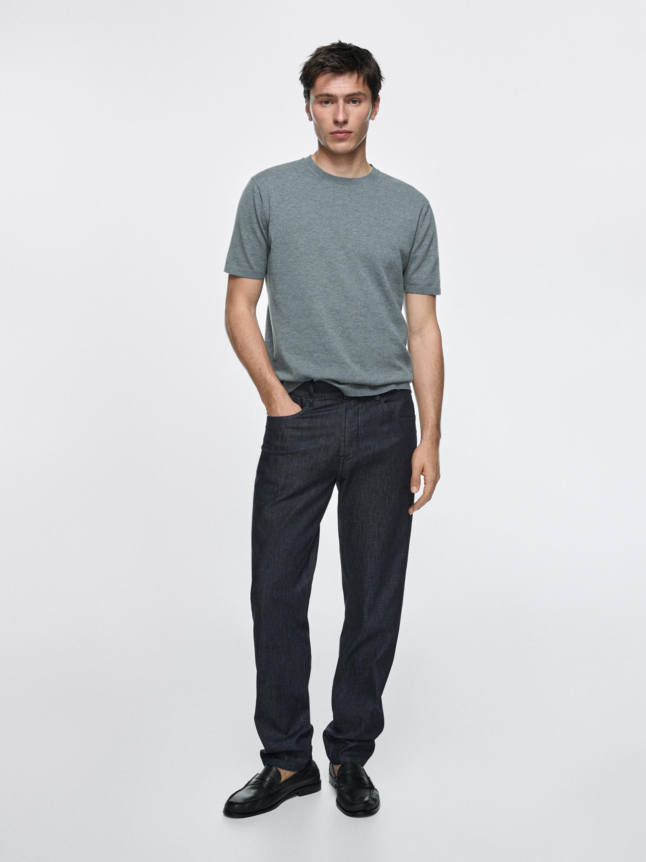 Lightweight tapered fit jeans
