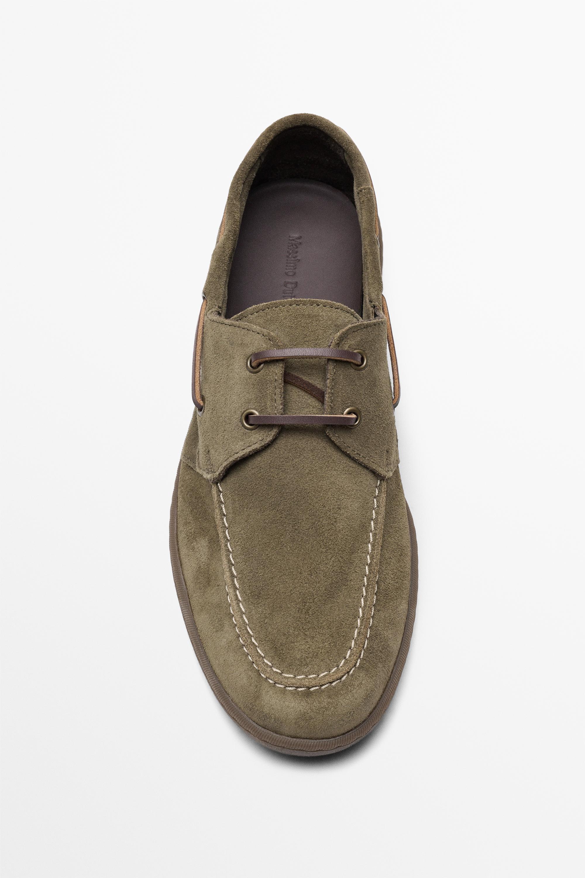 Soft leather boat shoe