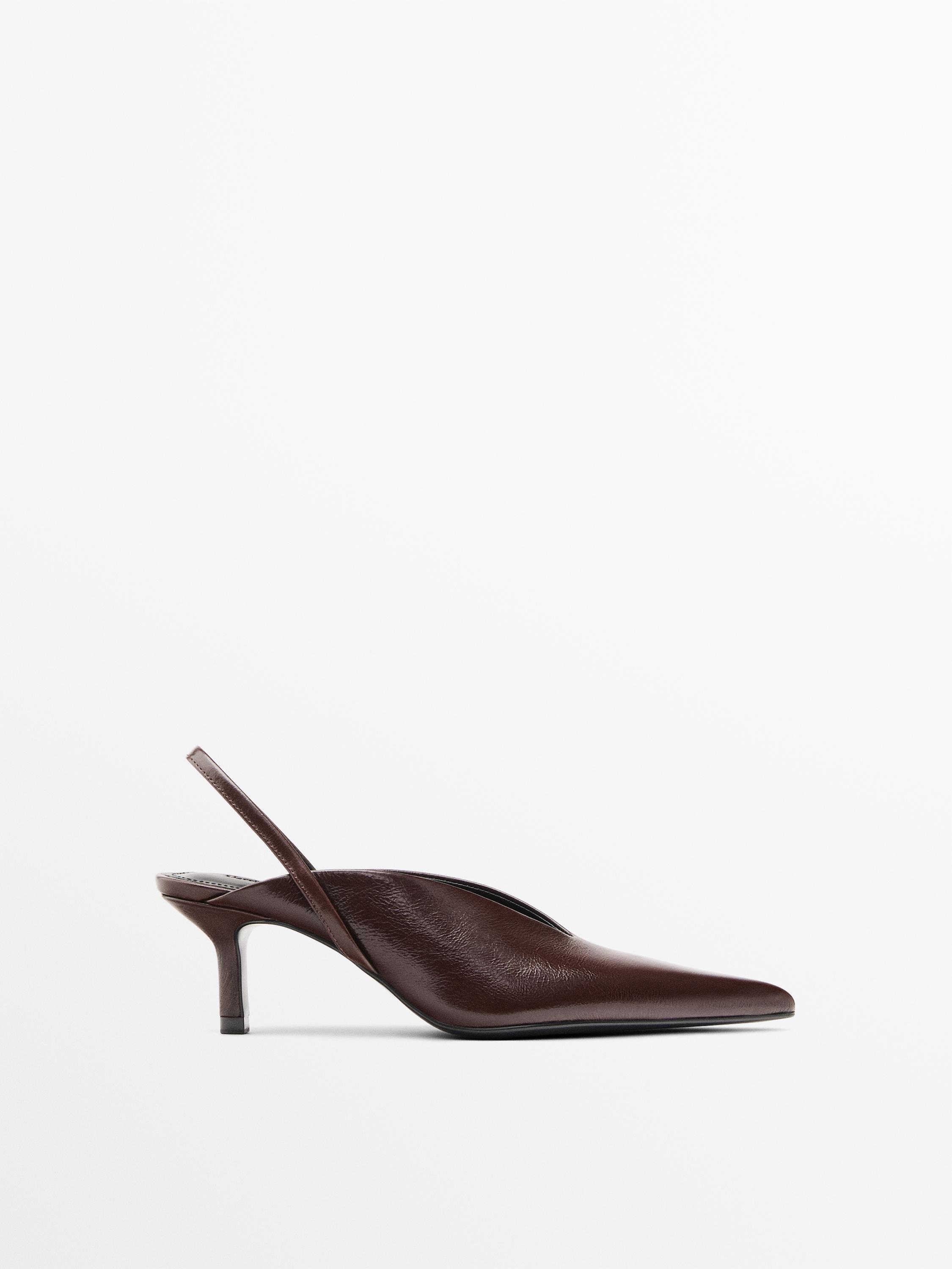 High-heel slingback shoes