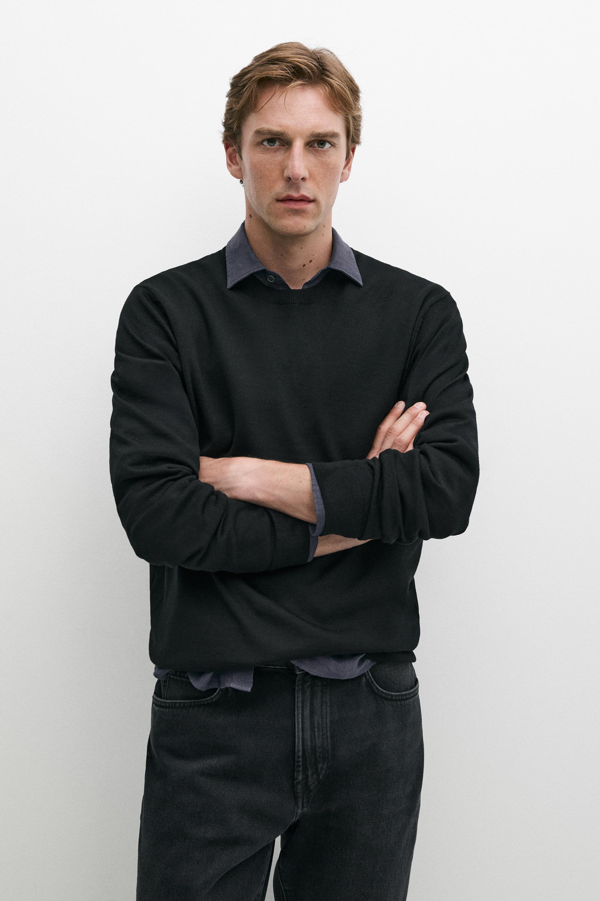 100% merino wool knit round neck sweater