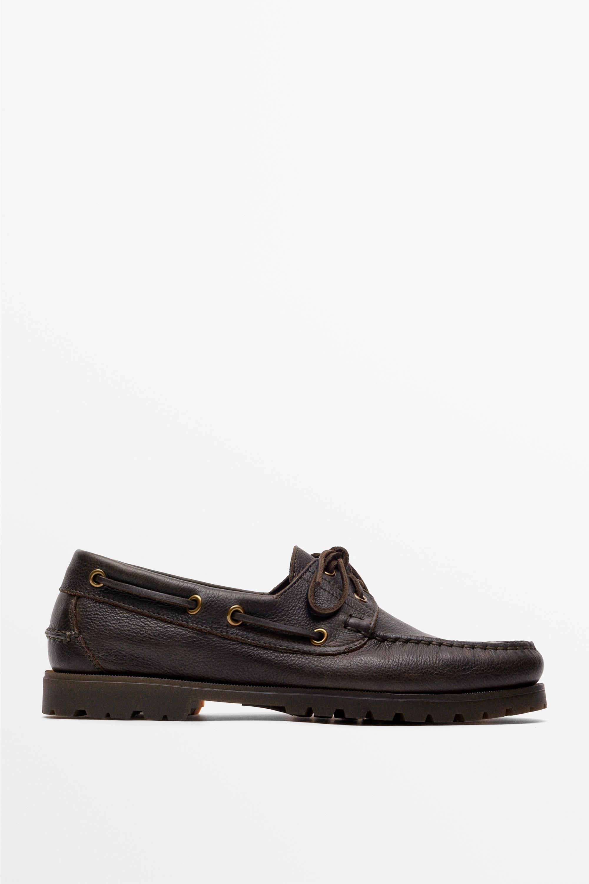 Nappa leather boat shoe