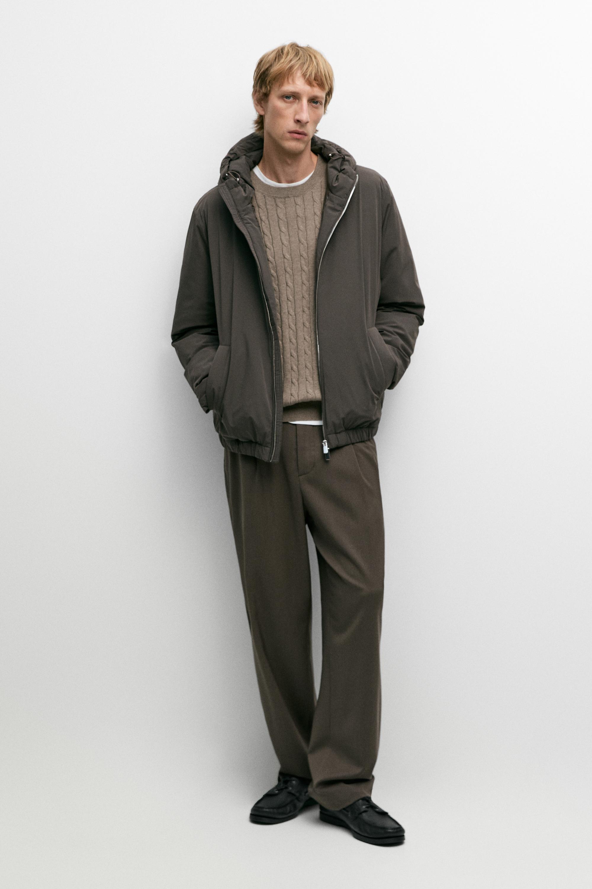 Lightweight hooded down jacket