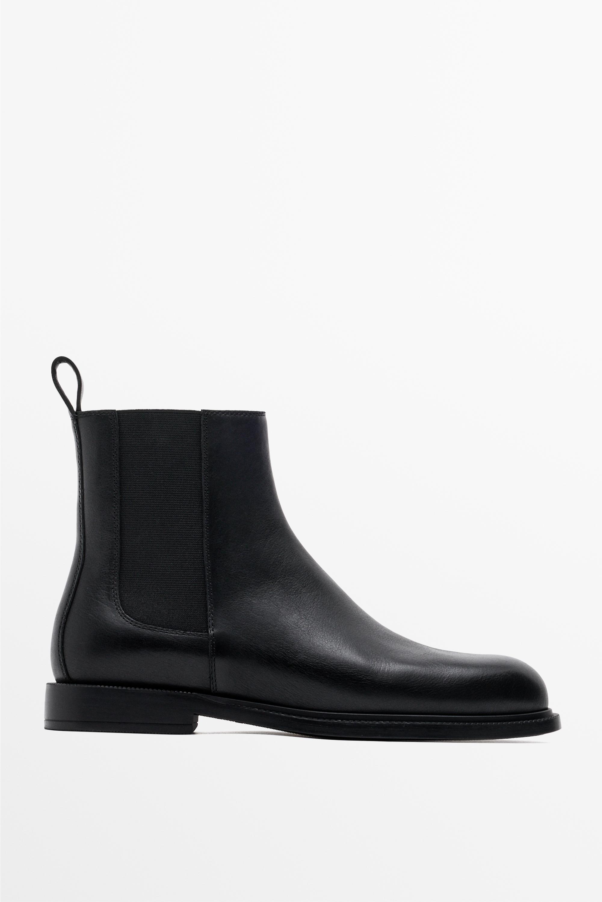 Leather Chelsea ankle boots