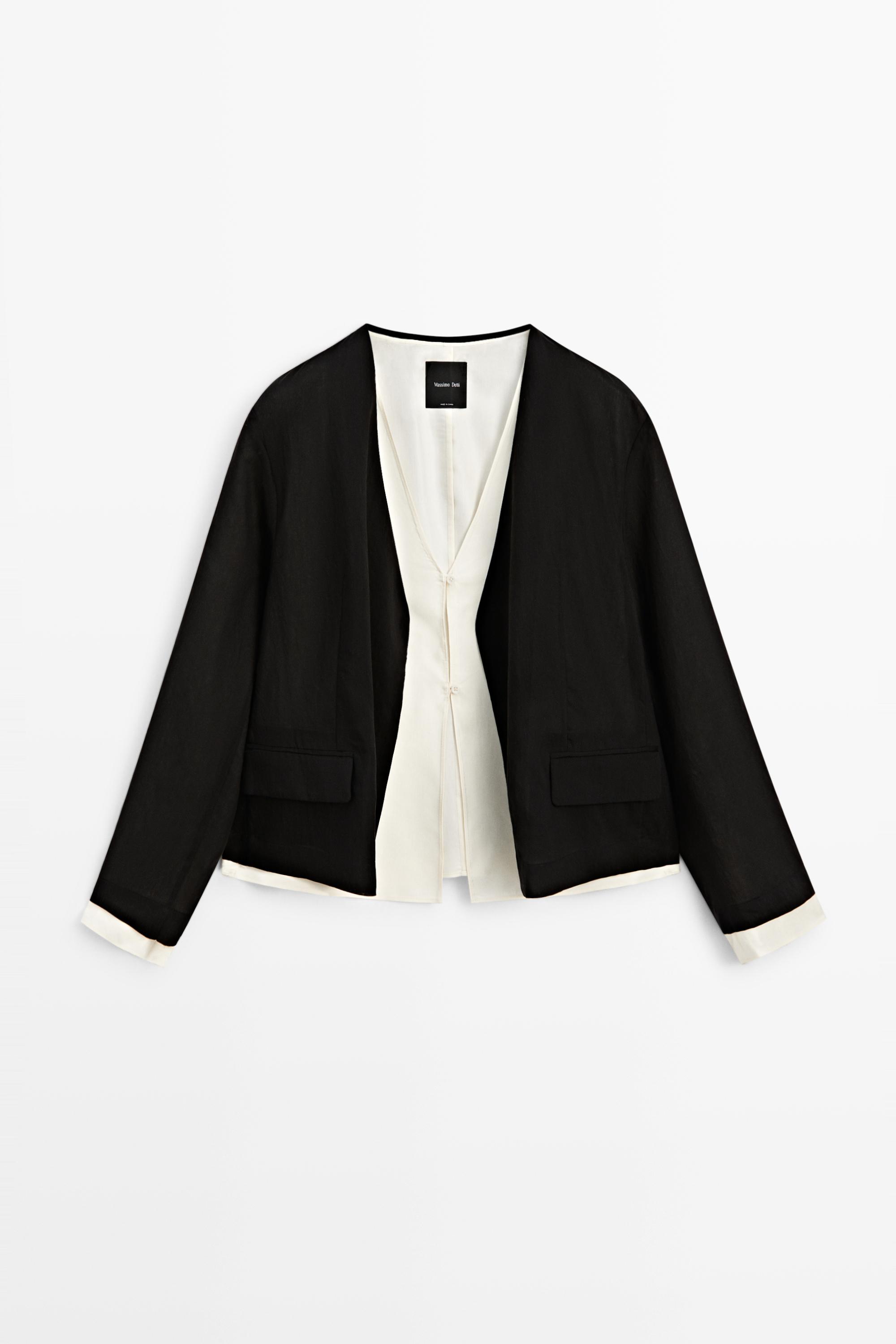 Contrast double jacket for a complete look