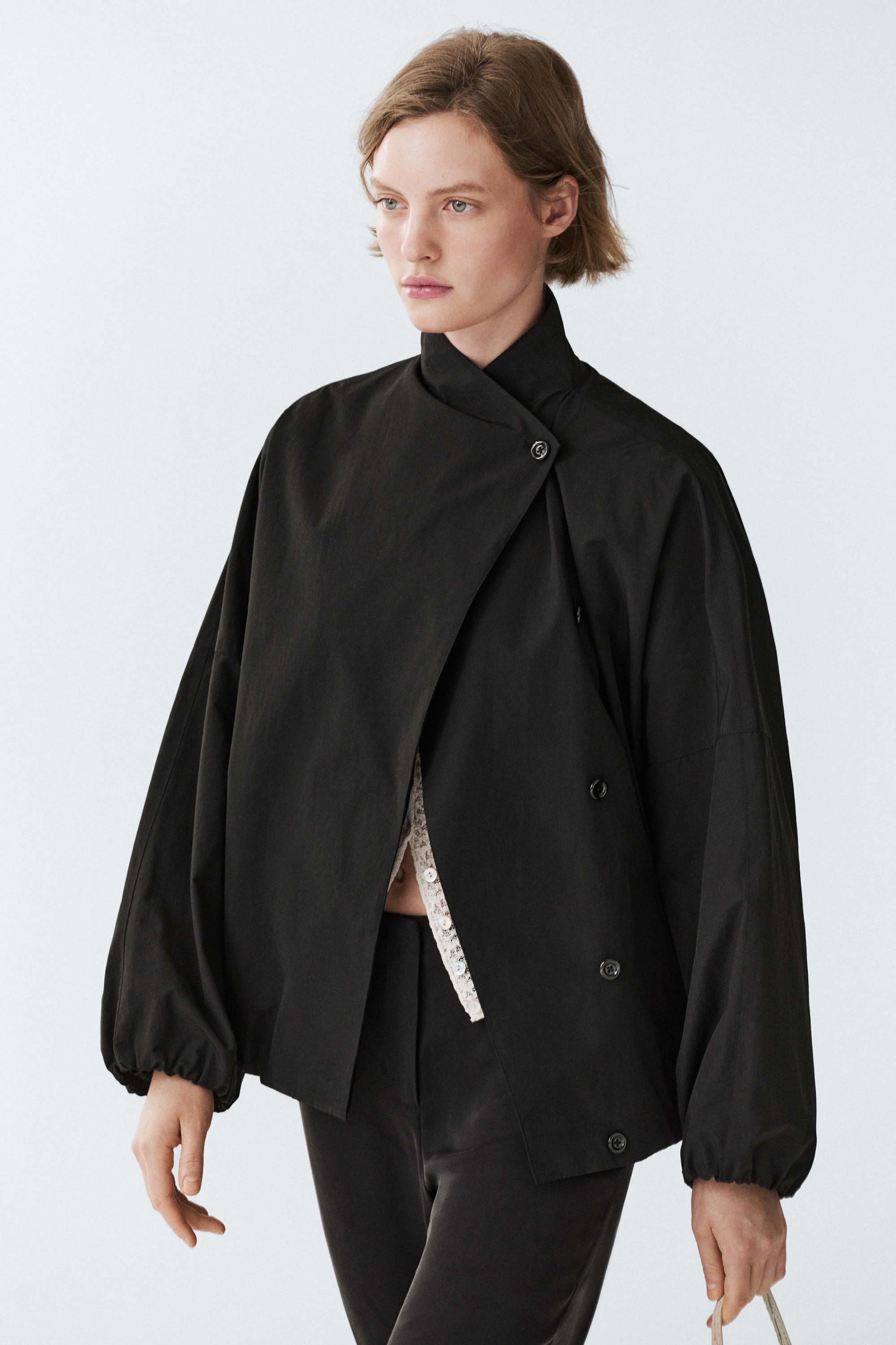 Technical bomber jacket with side button