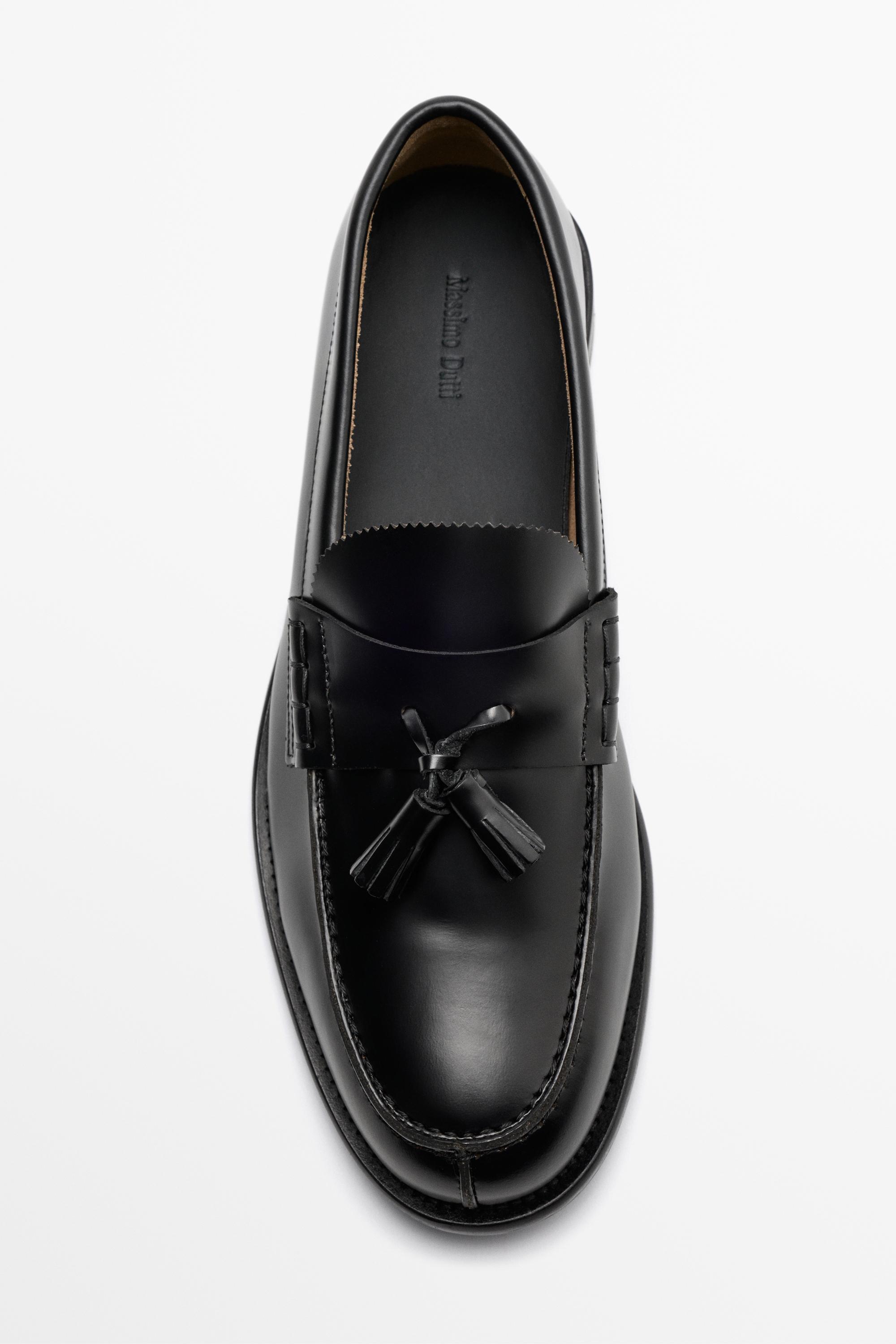 Leather tassel loafer
