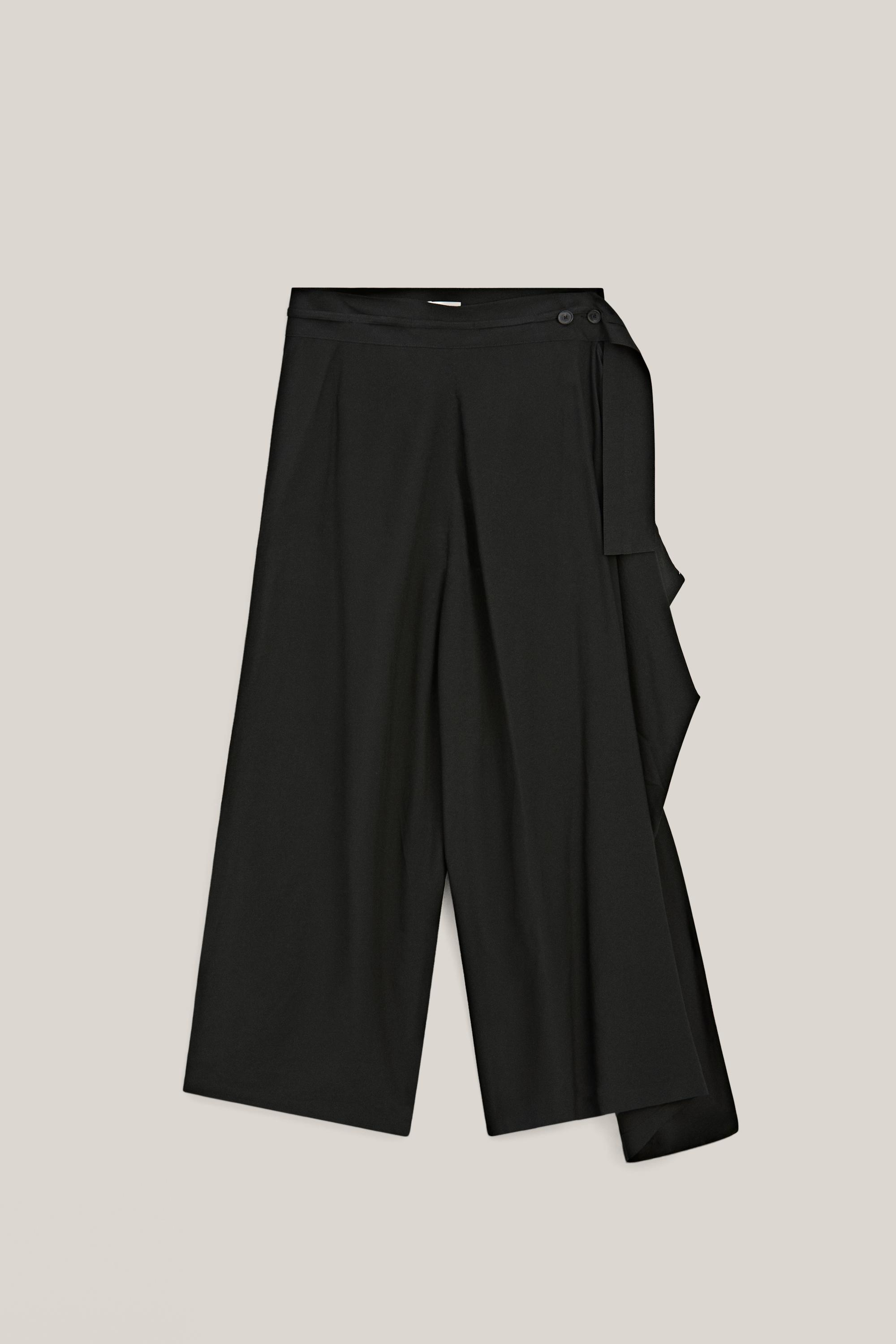 Skort with side slit detail - LIMITED EDITION