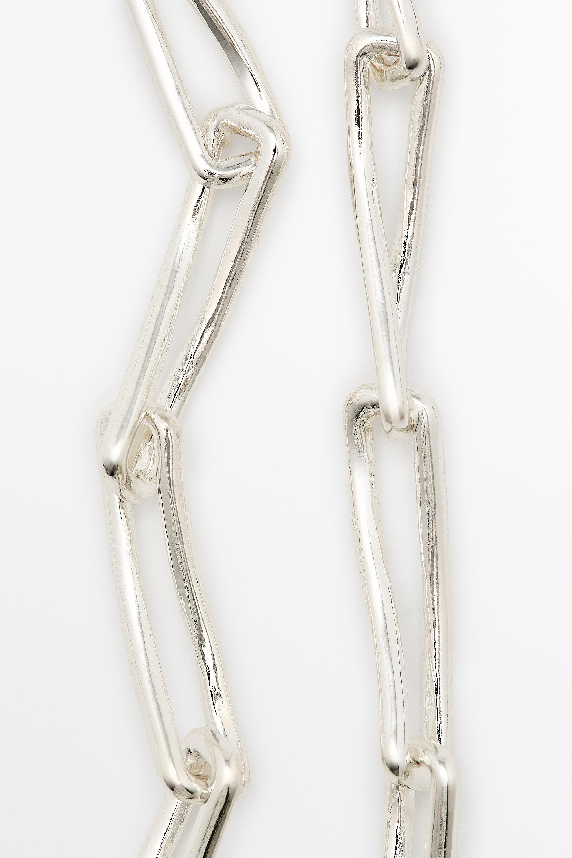 Long link necklace
