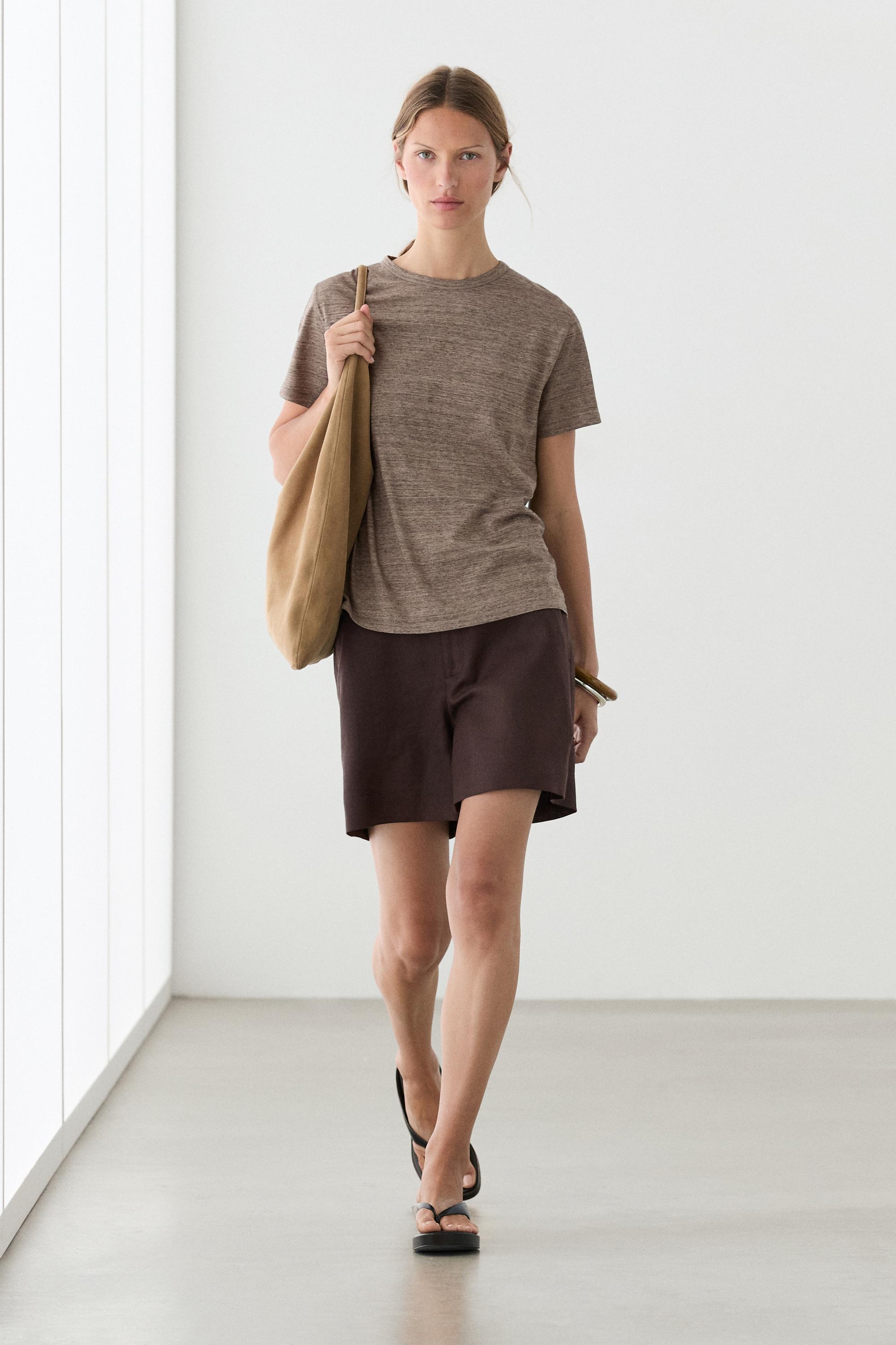 100% cotton short-sleeve T-shirt