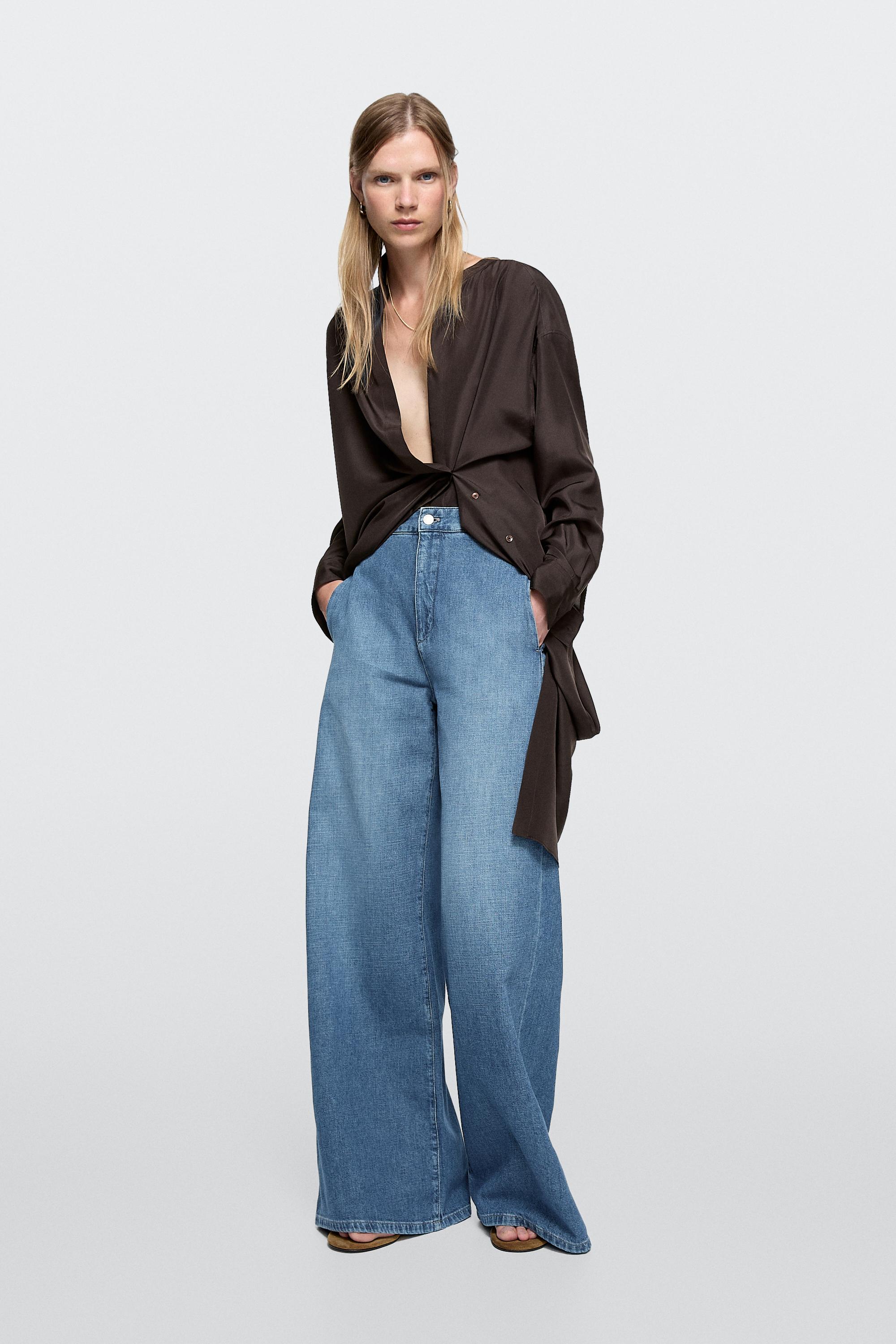 High-waist wide-leg jeans
