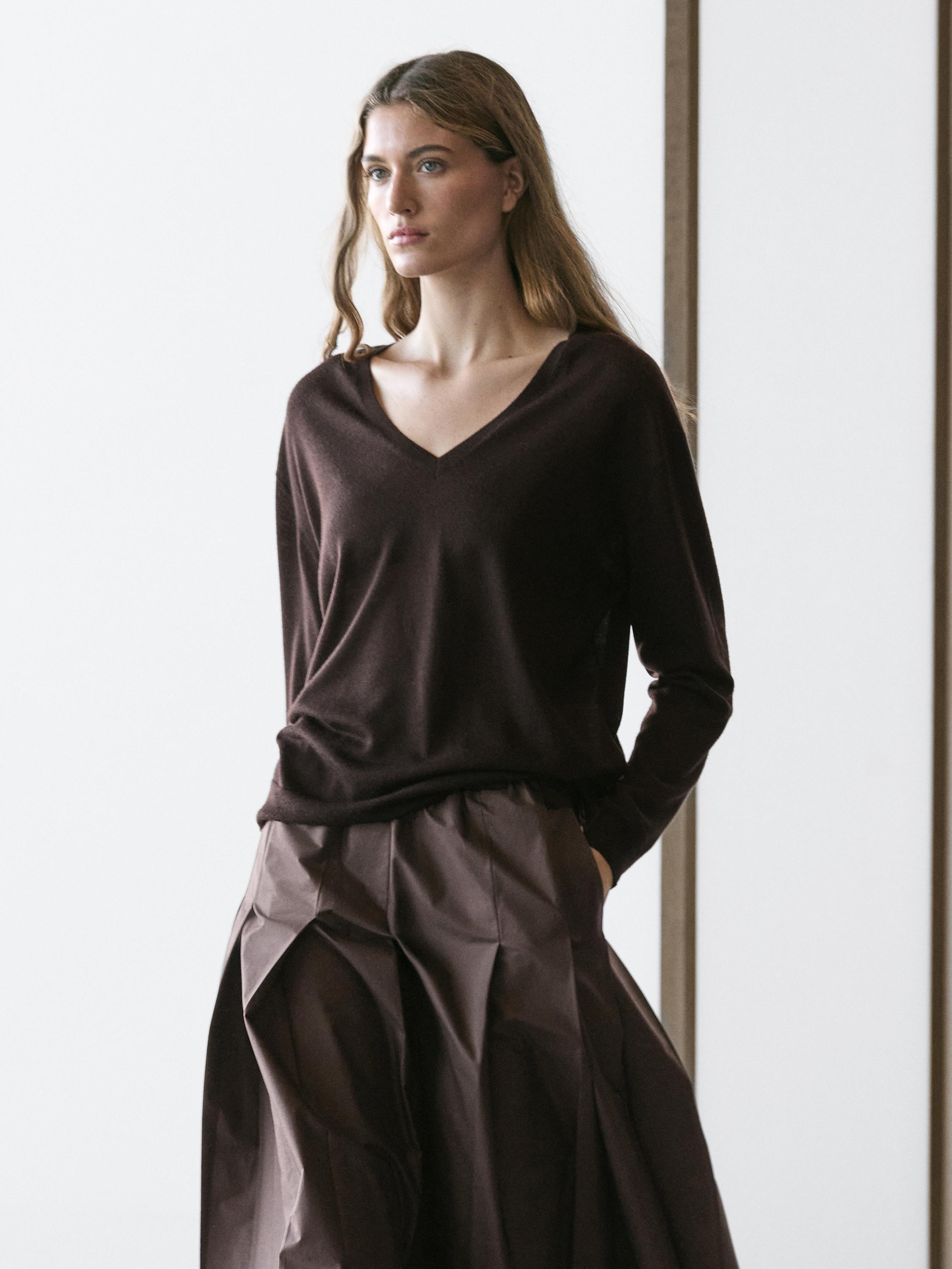 100% wool oversize knit sweater