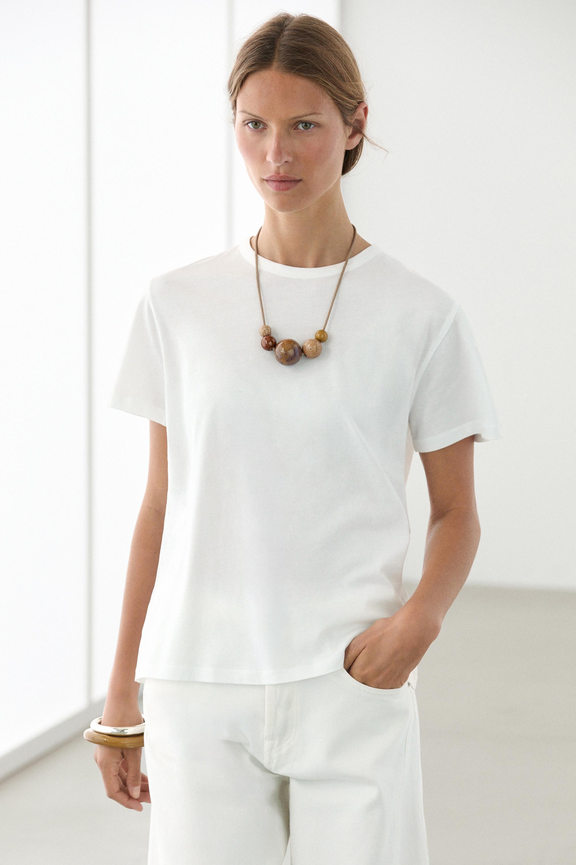 100% cotton short-sleeve T-shirt