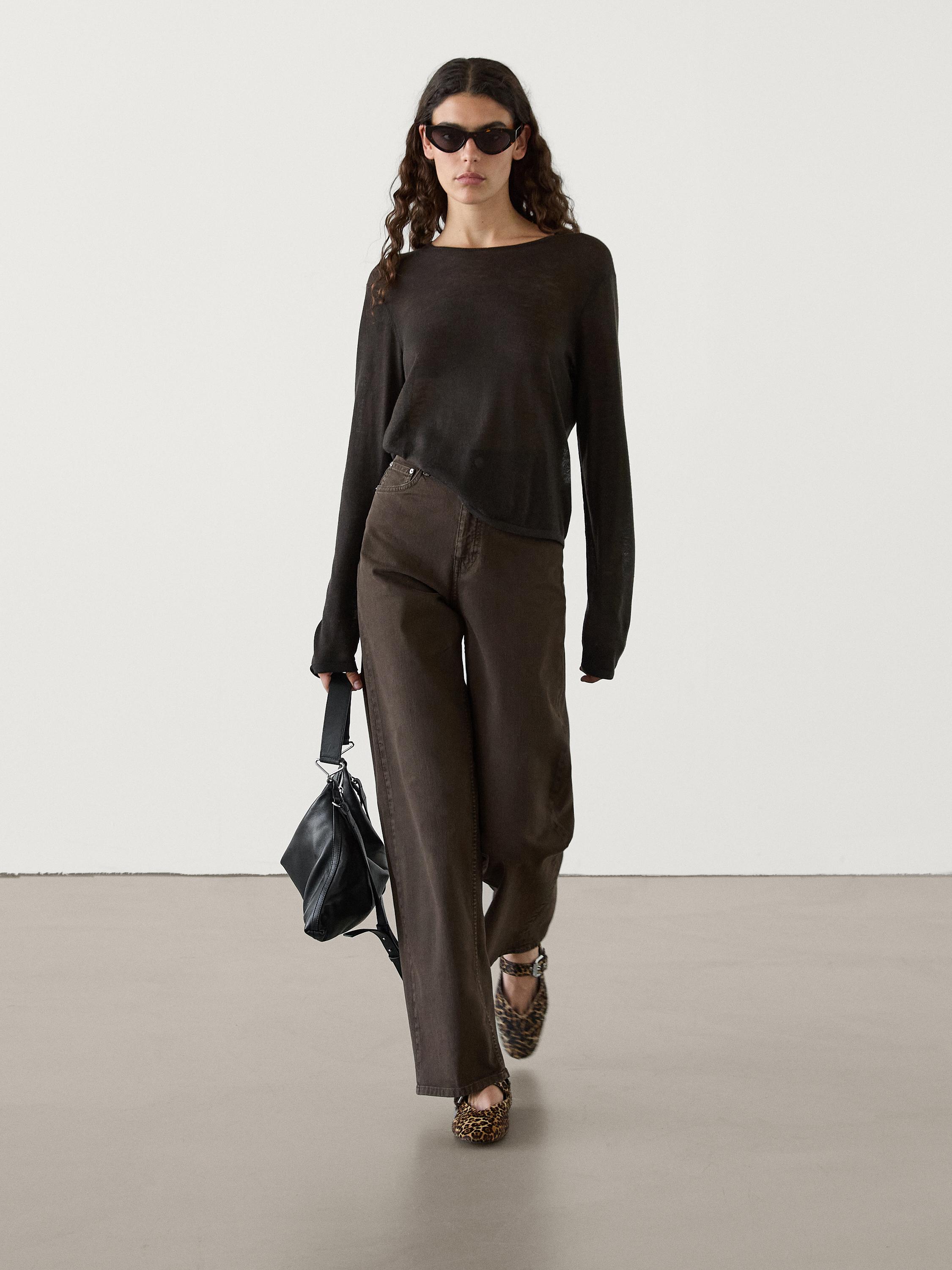 Mid-rise straight-leg jeans
