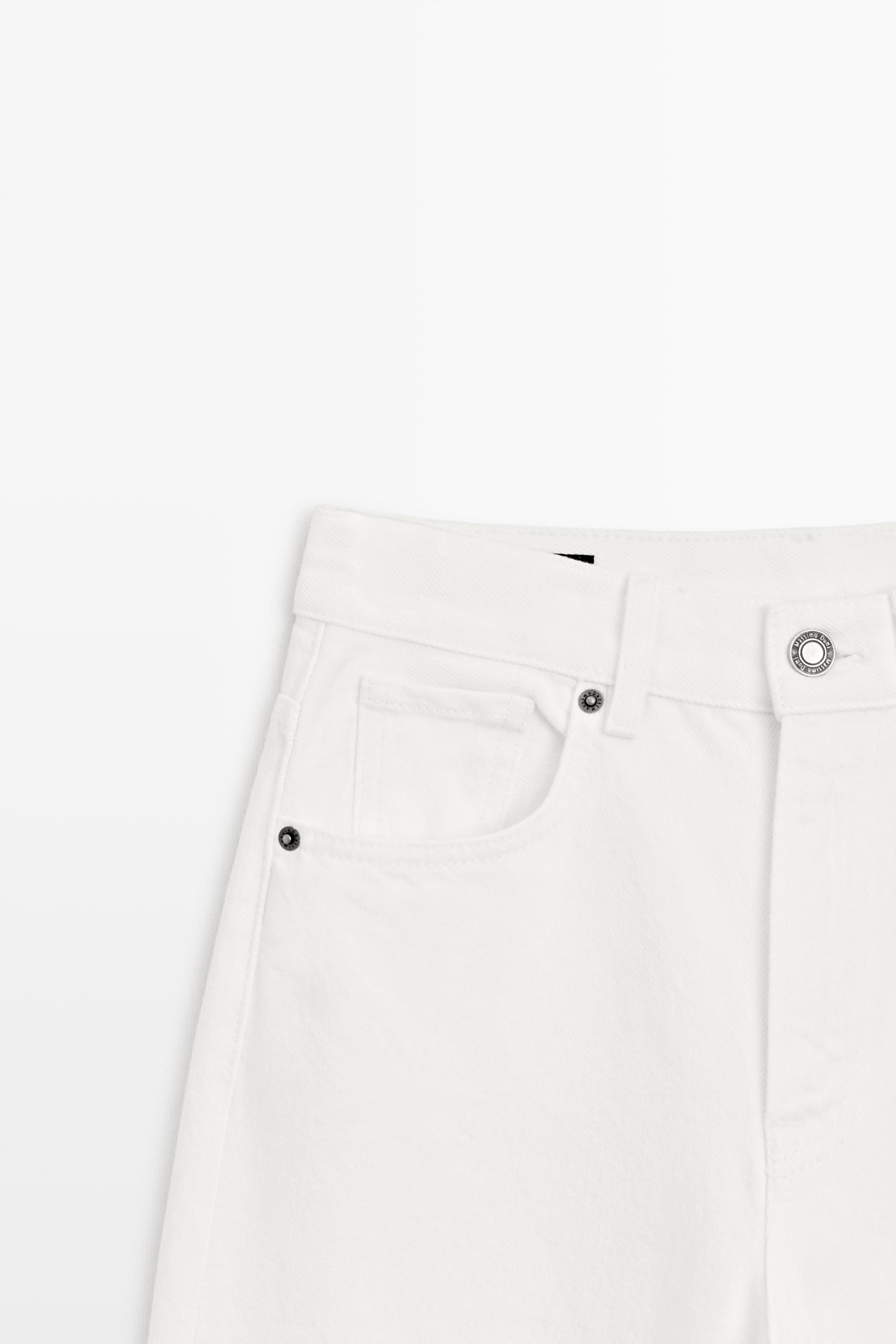 High-waist wide-leg jeans