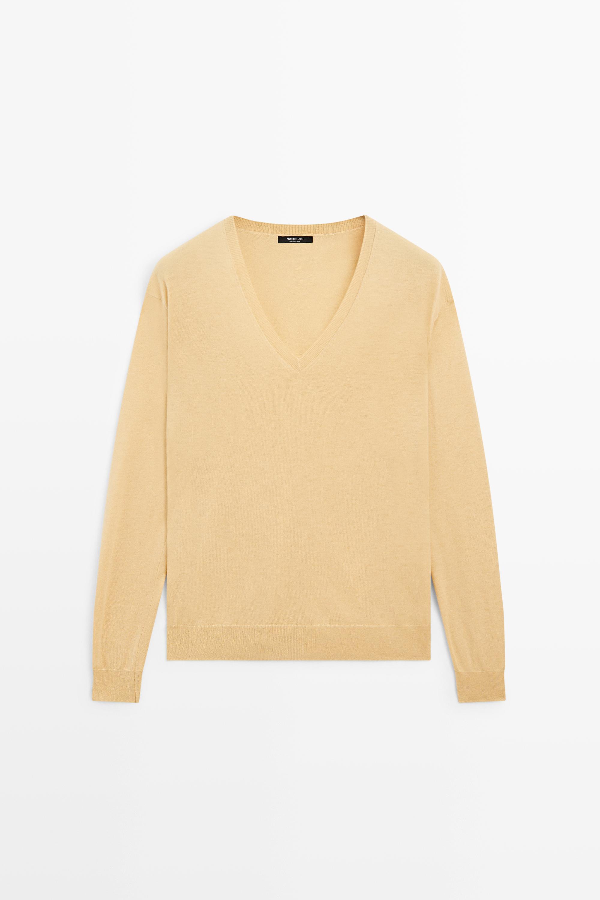 Wool blend V-neck knit sweater