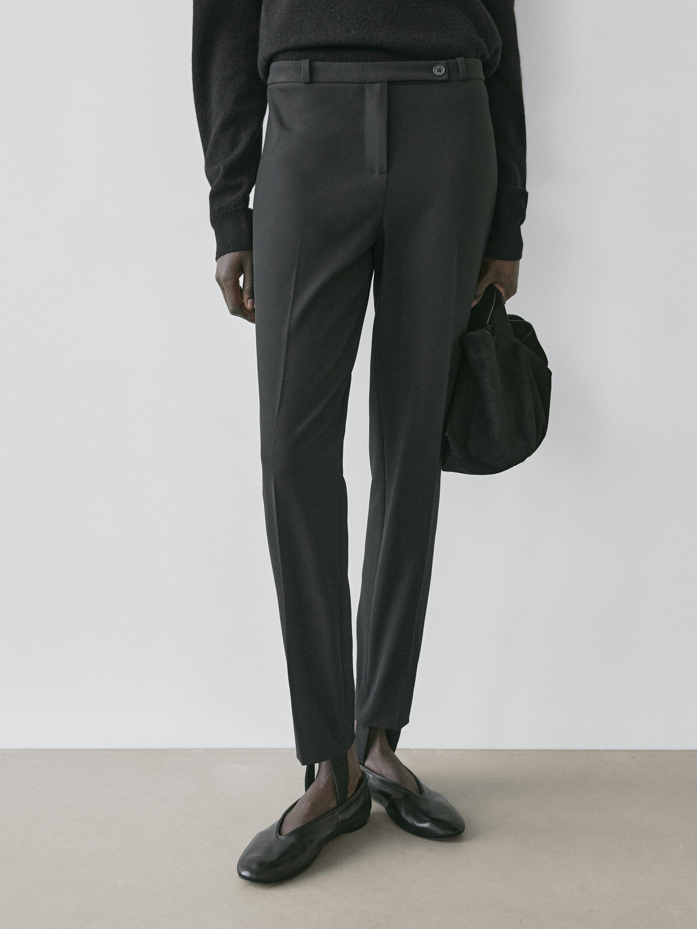 Pants with elasticated hems