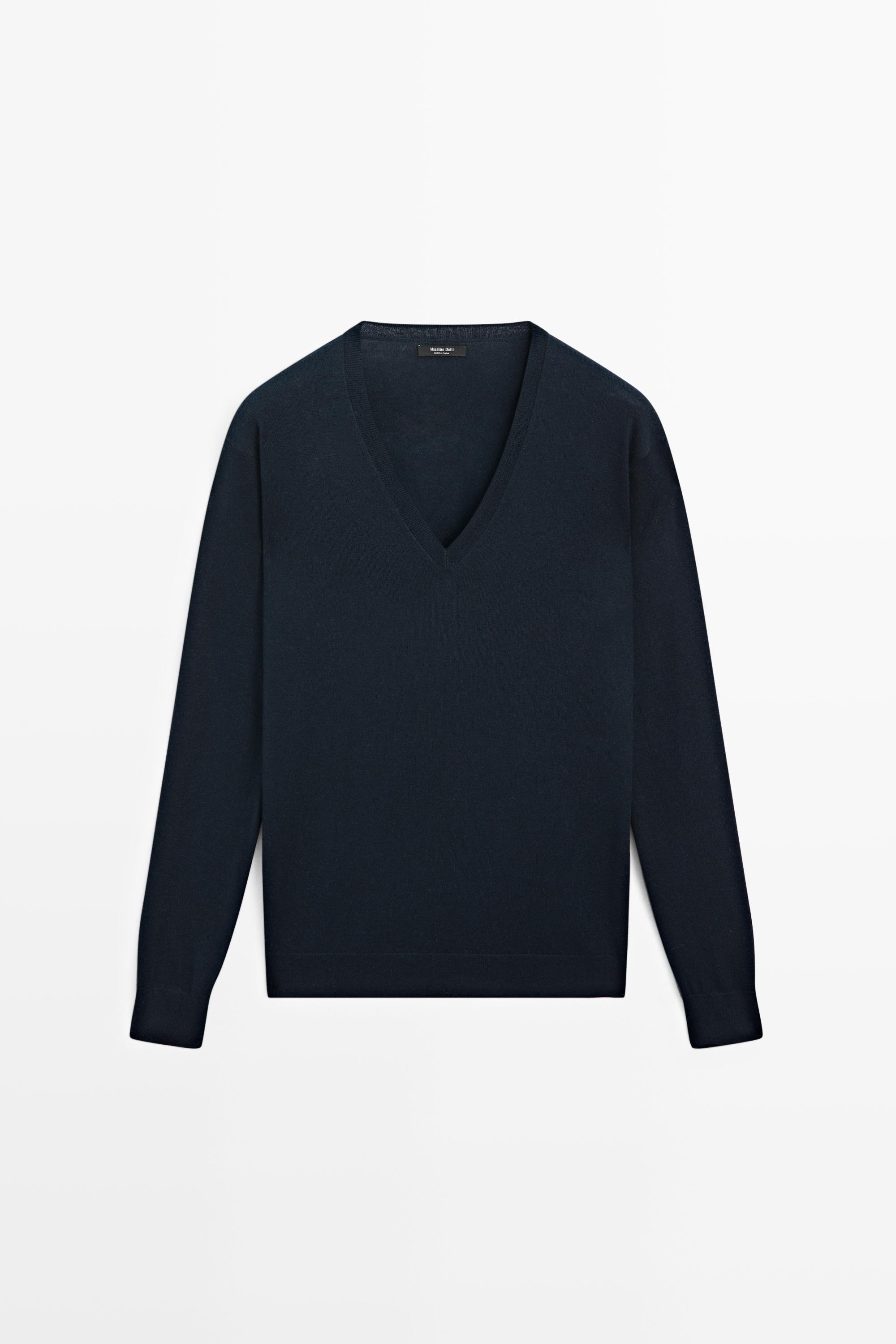 Wool blend V-neck knit sweater