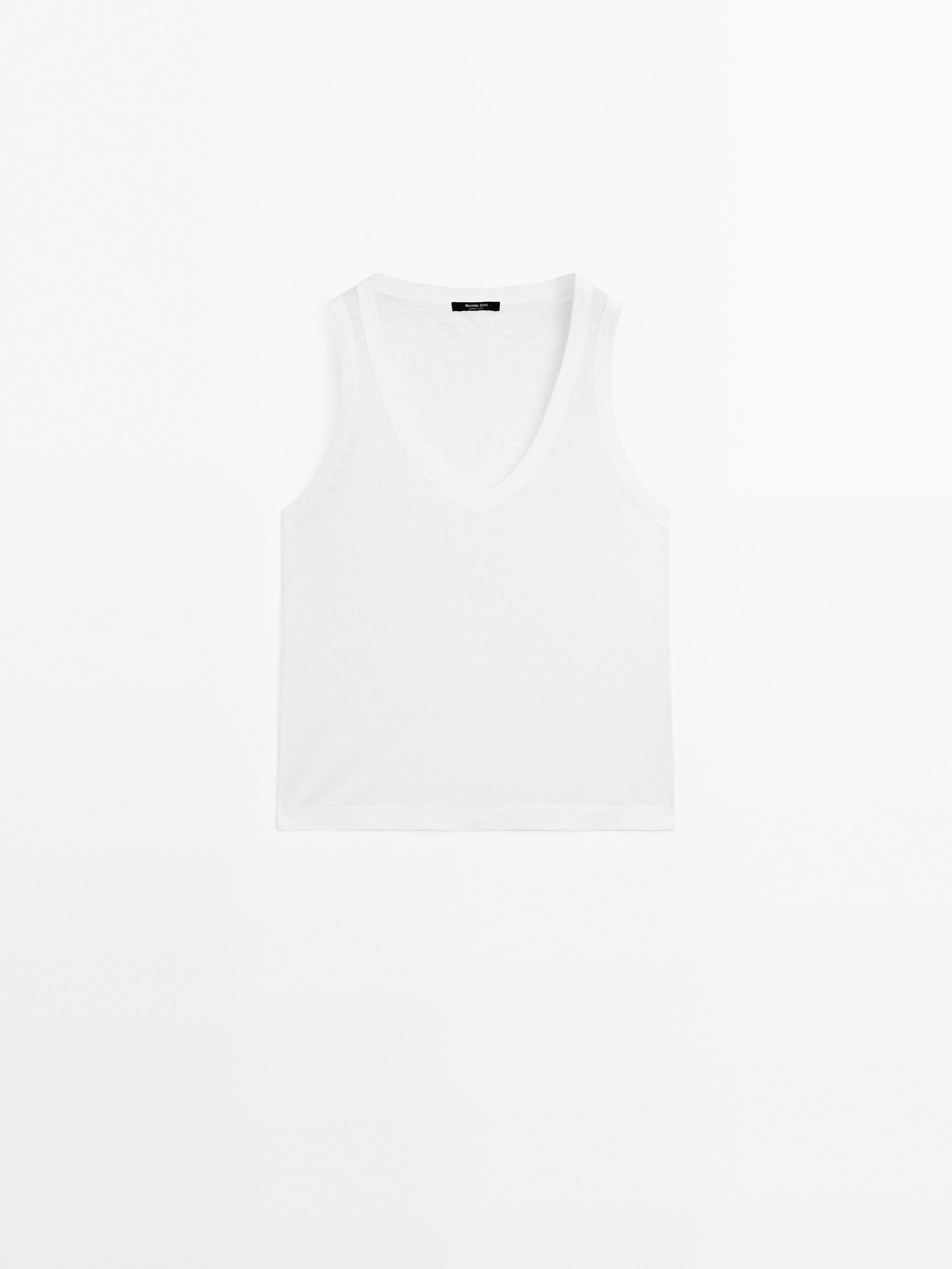 100% linen top with blonde lace detail