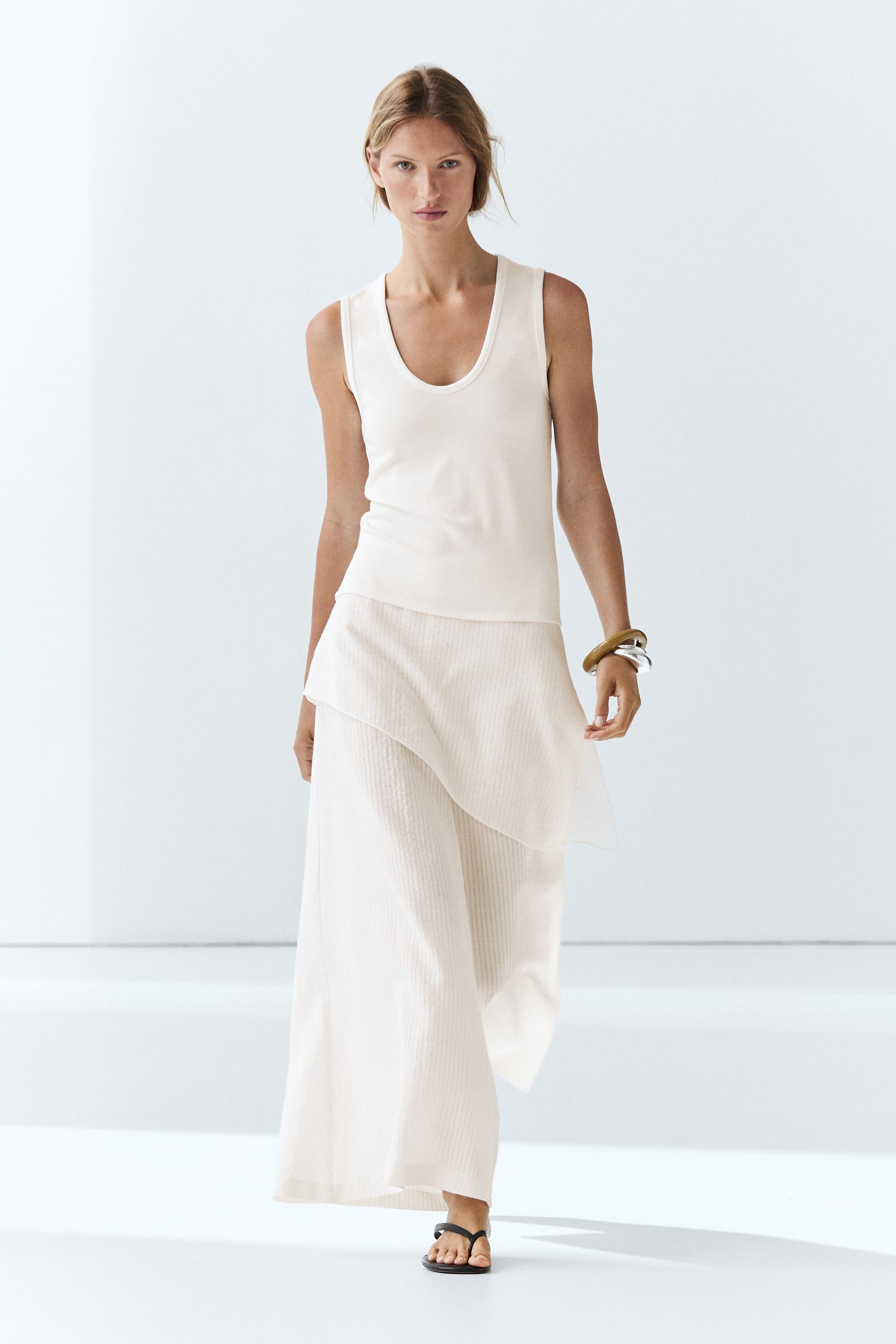 Cotton blend V-neck top