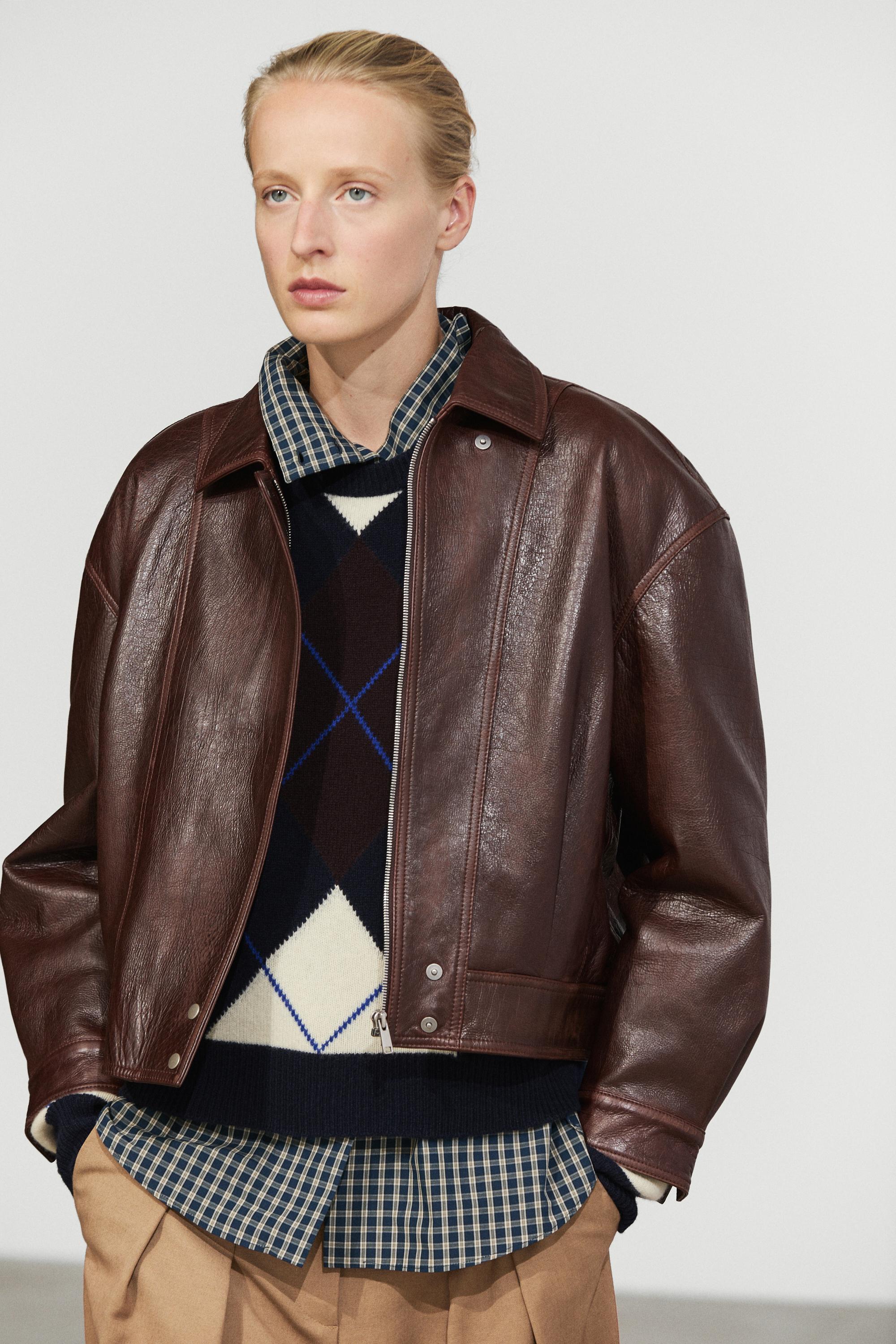 Pleated nappa leather jacket