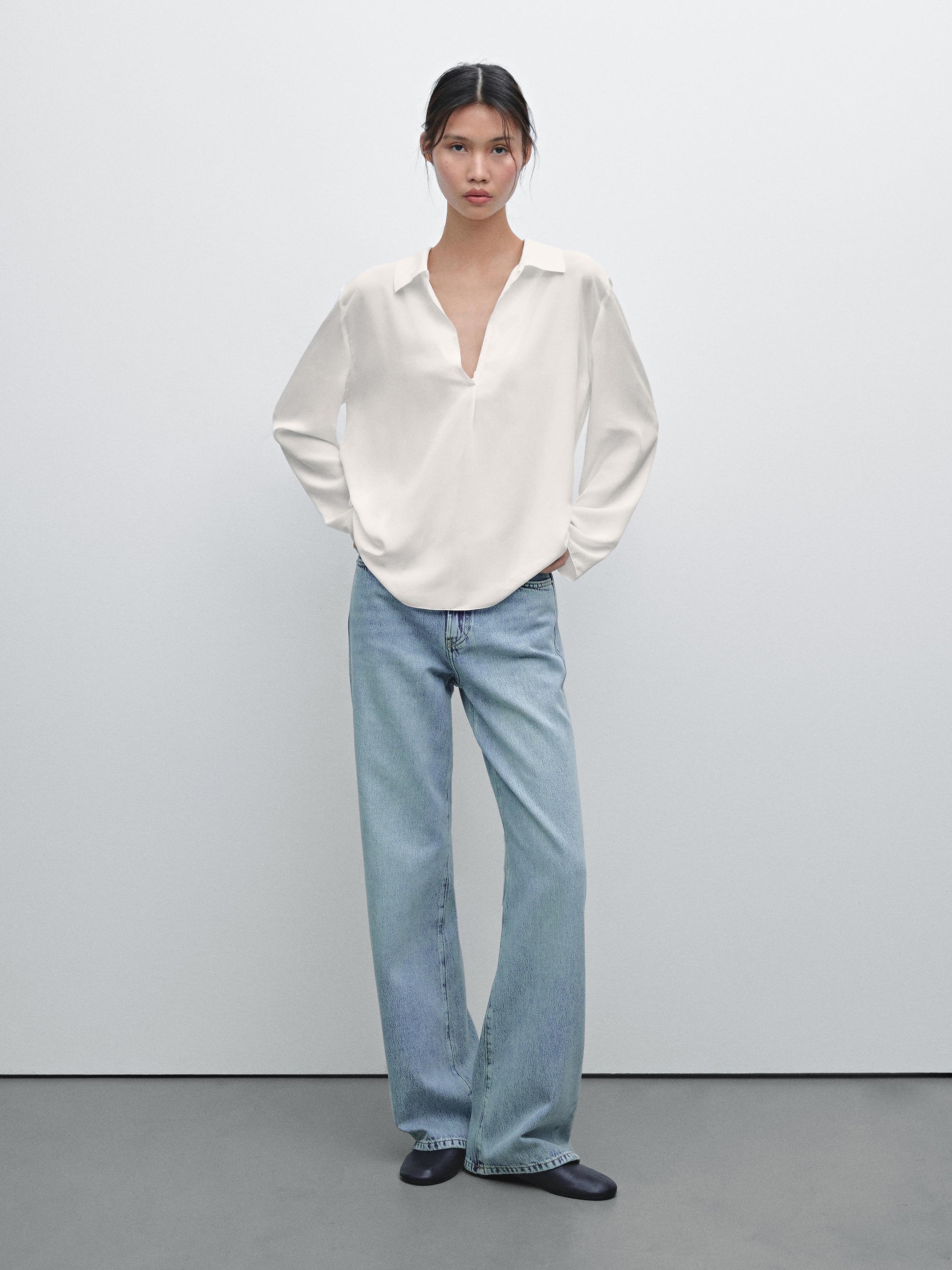 Flowing shirt with polo collar
