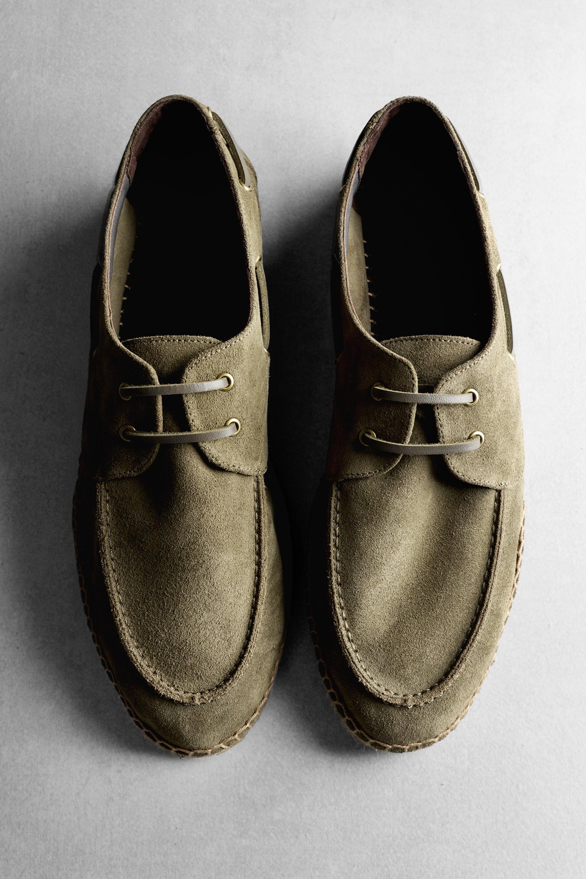 Jute sole deck shoes