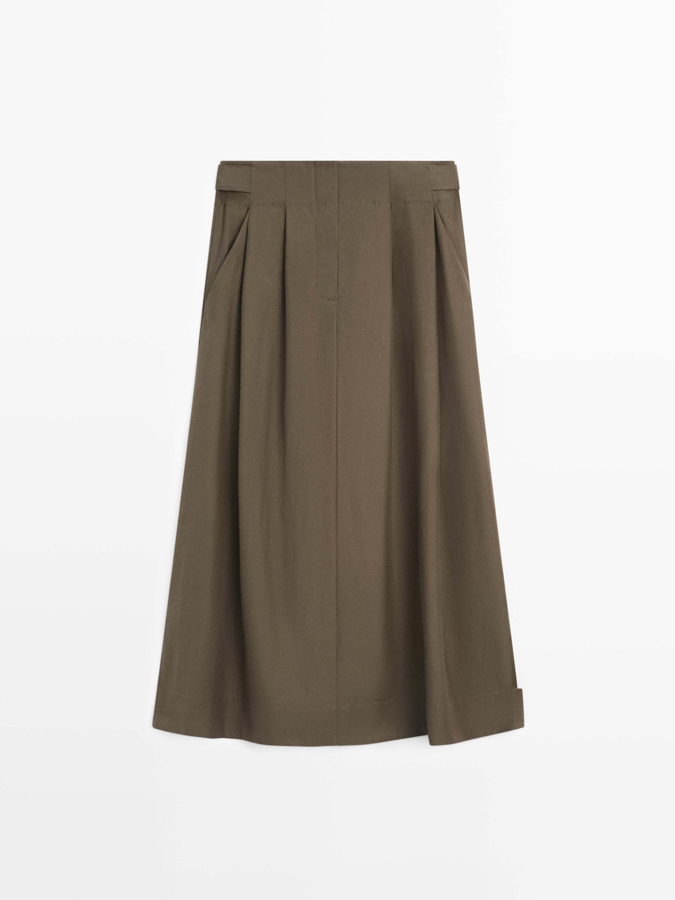 Midi skirt with box pleats