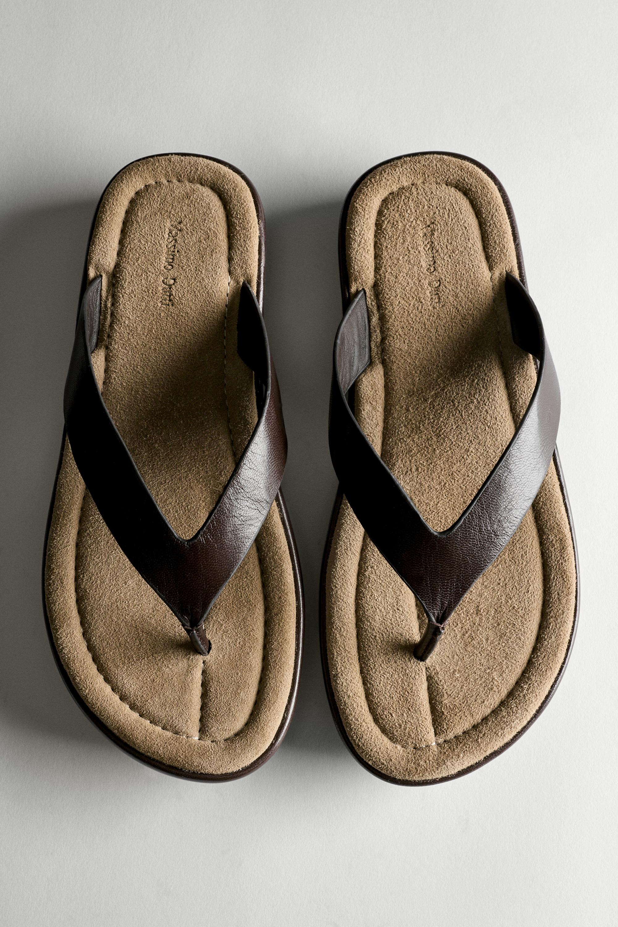 Leather platform sandals