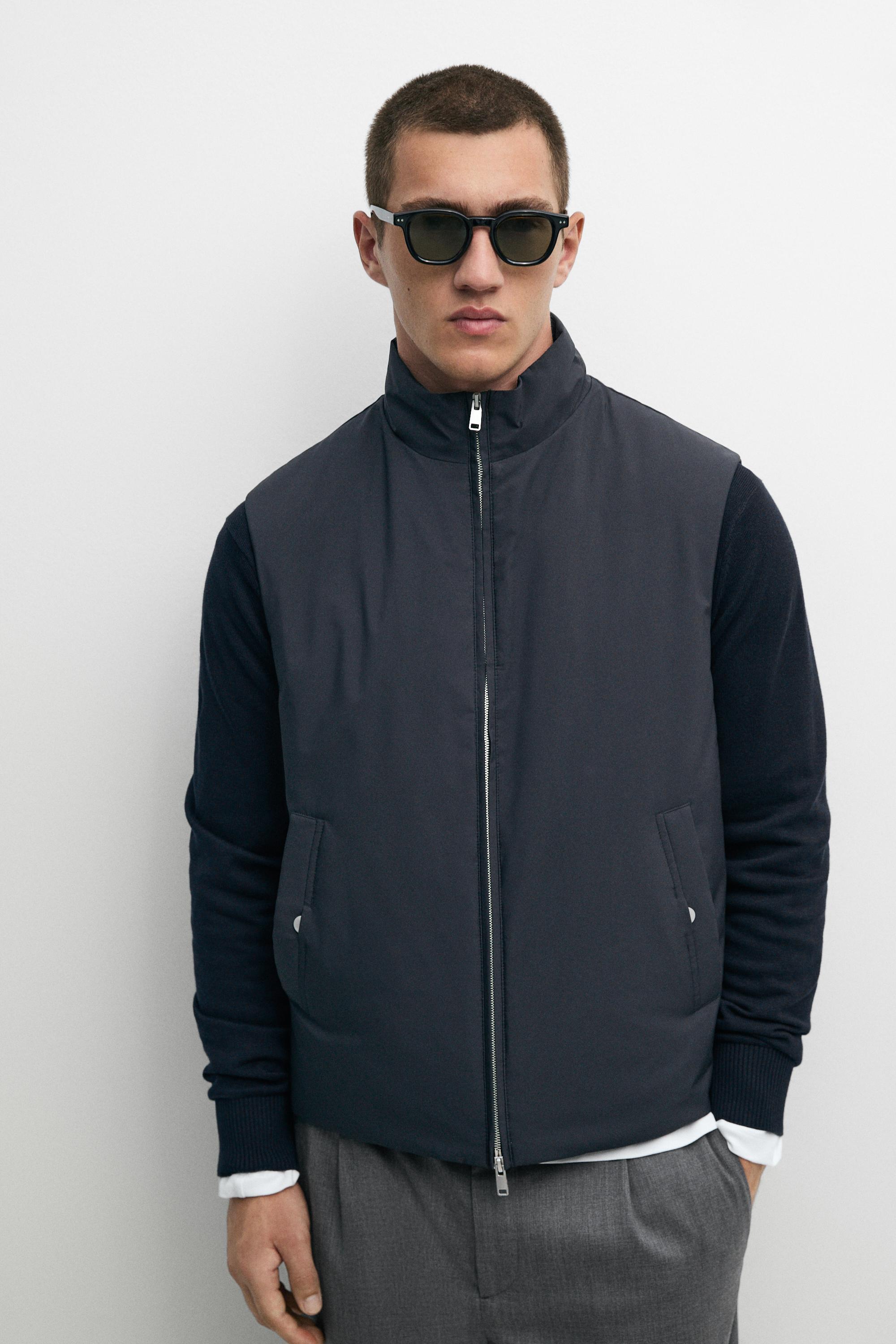 Ultra-lightweight water-repellent down gilet