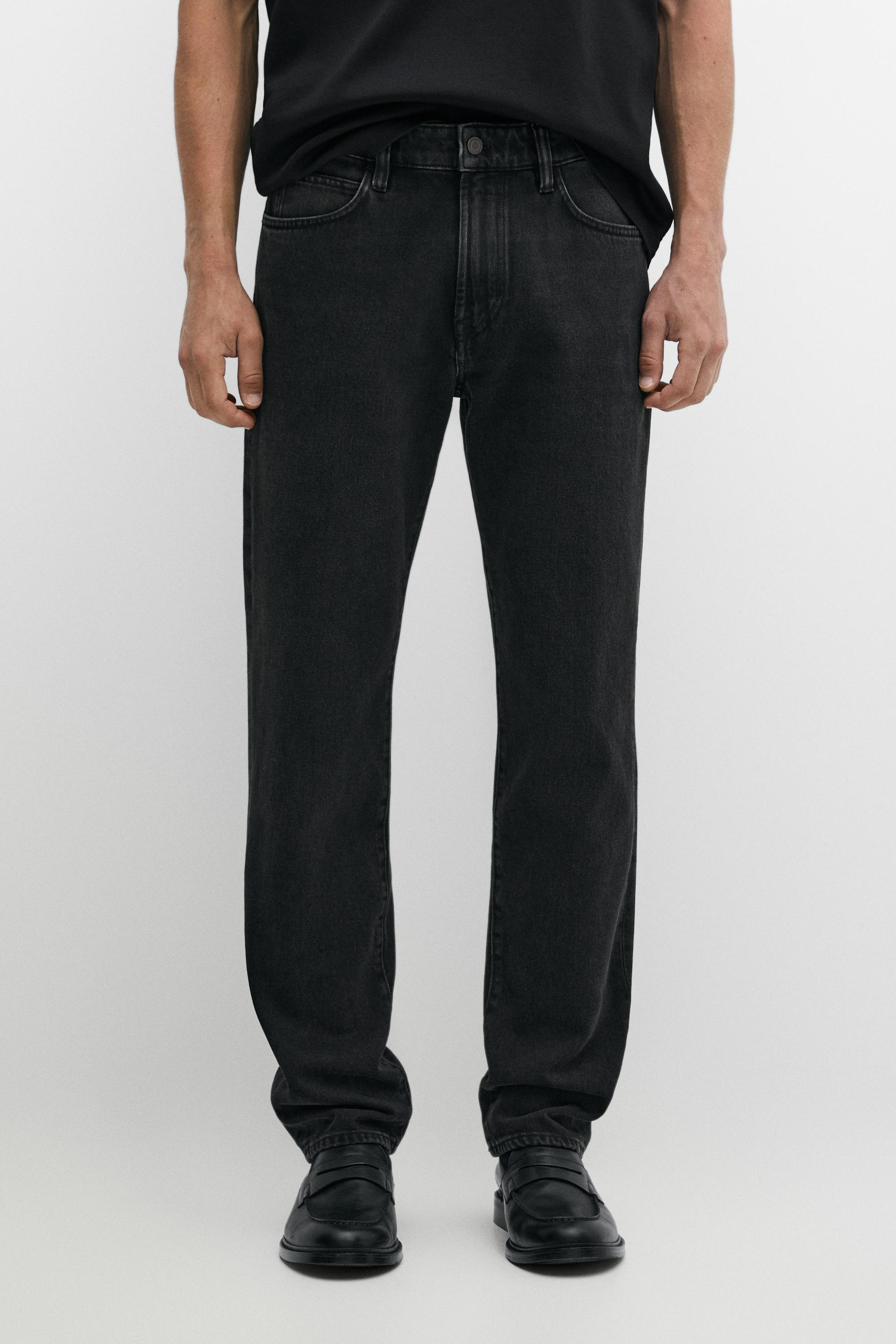Tapered fit jeans