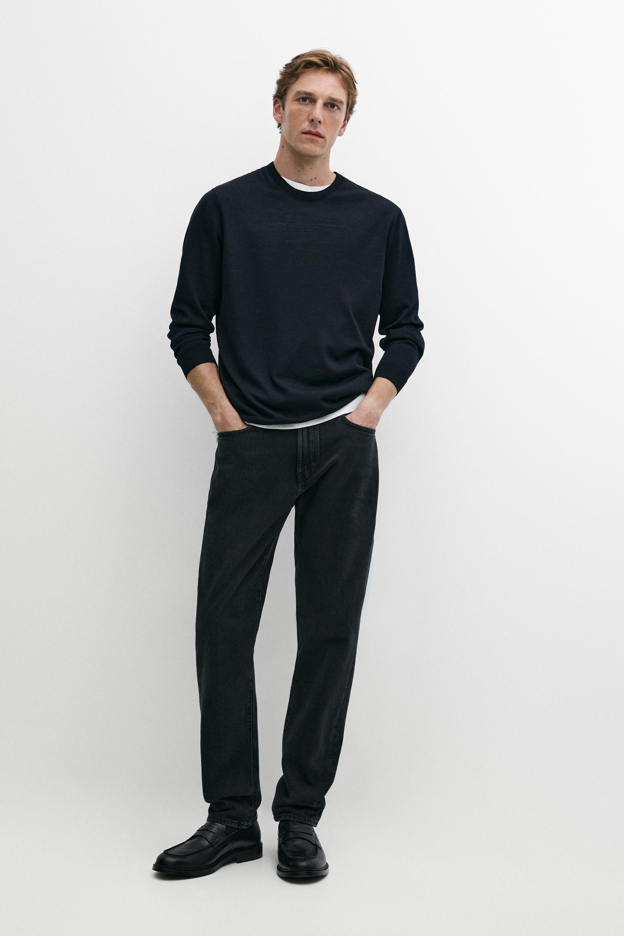 100% merino wool knit round neck sweater
