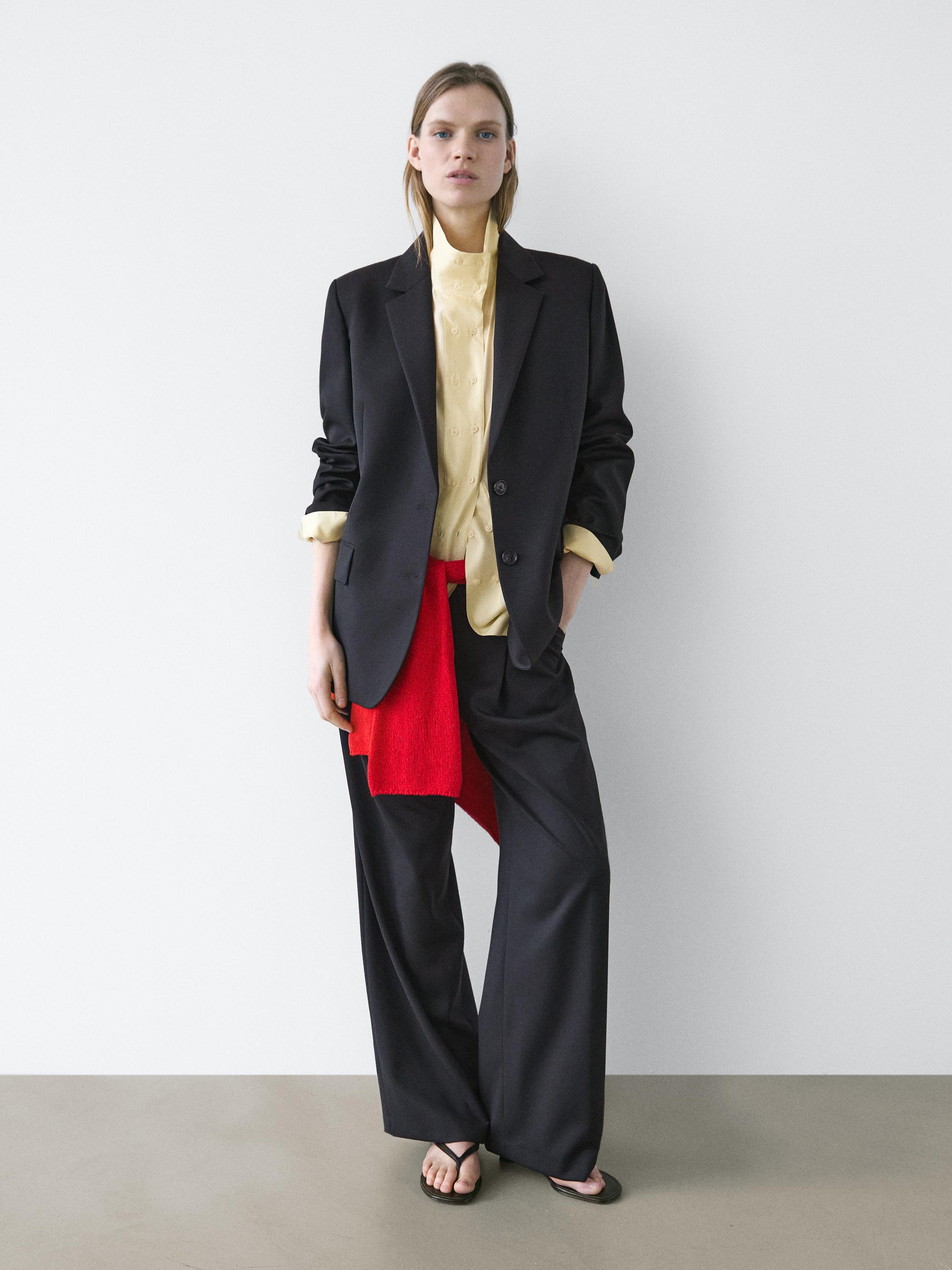 100% extra fine wool two-button blazer