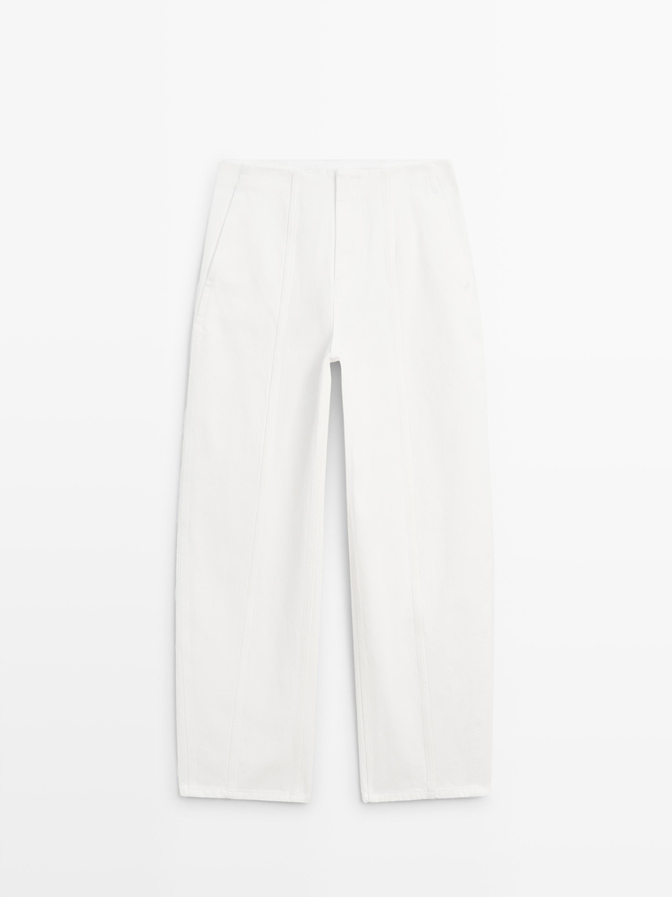 Barrel fit jeans with seam details