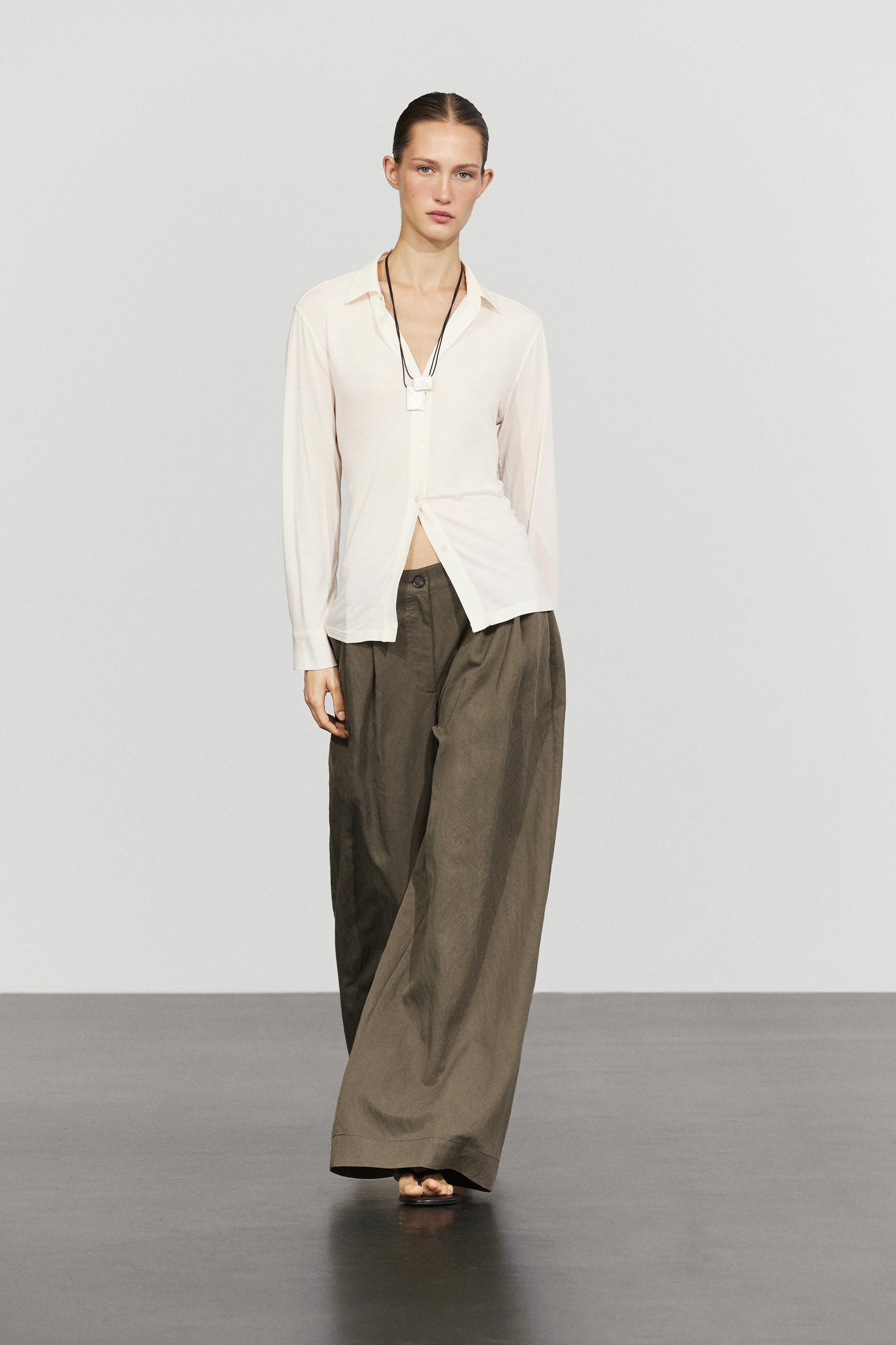 Technical wide-leg pleated pants