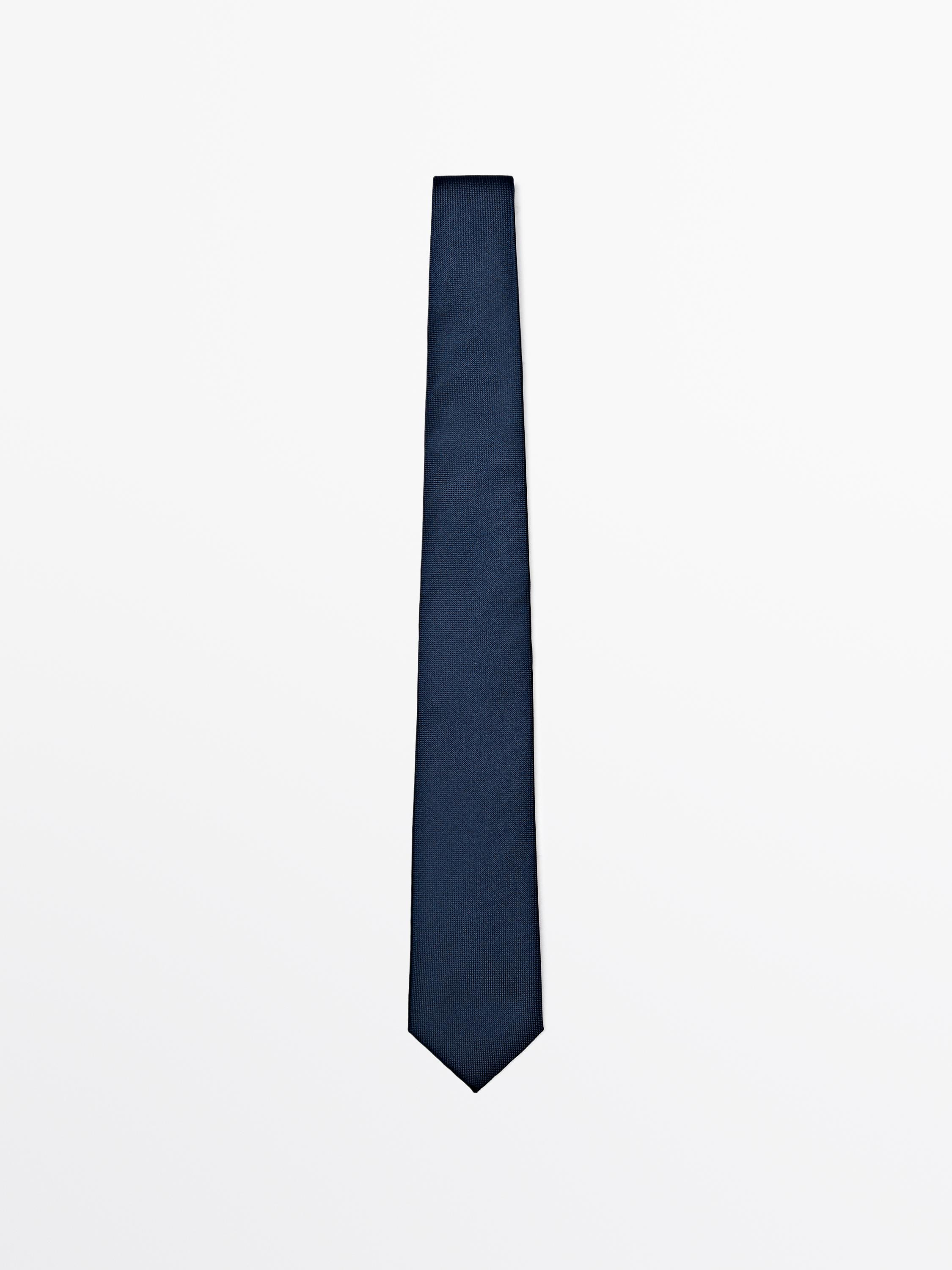 100% silk textured tie