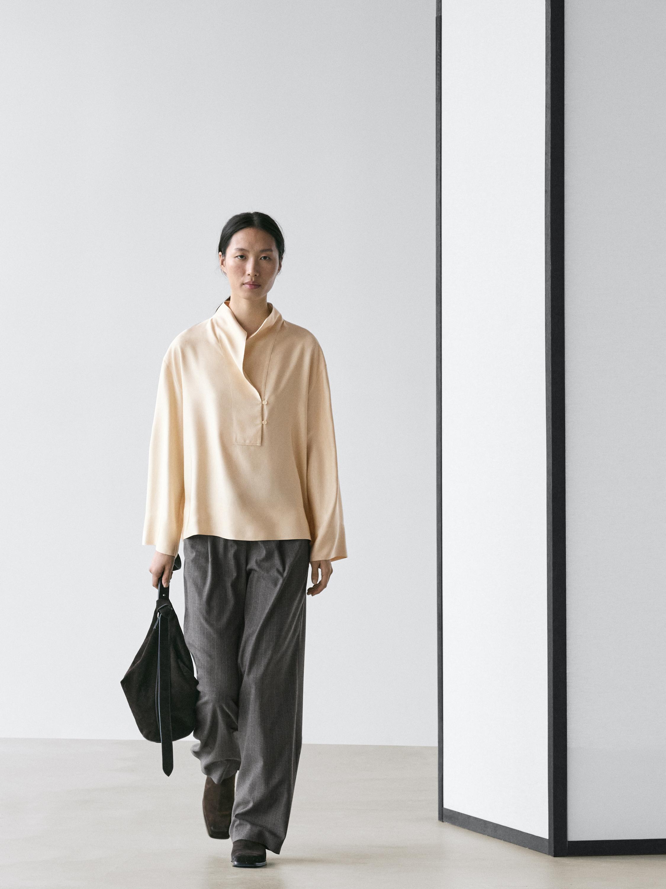 Flowing blouse with bib detail