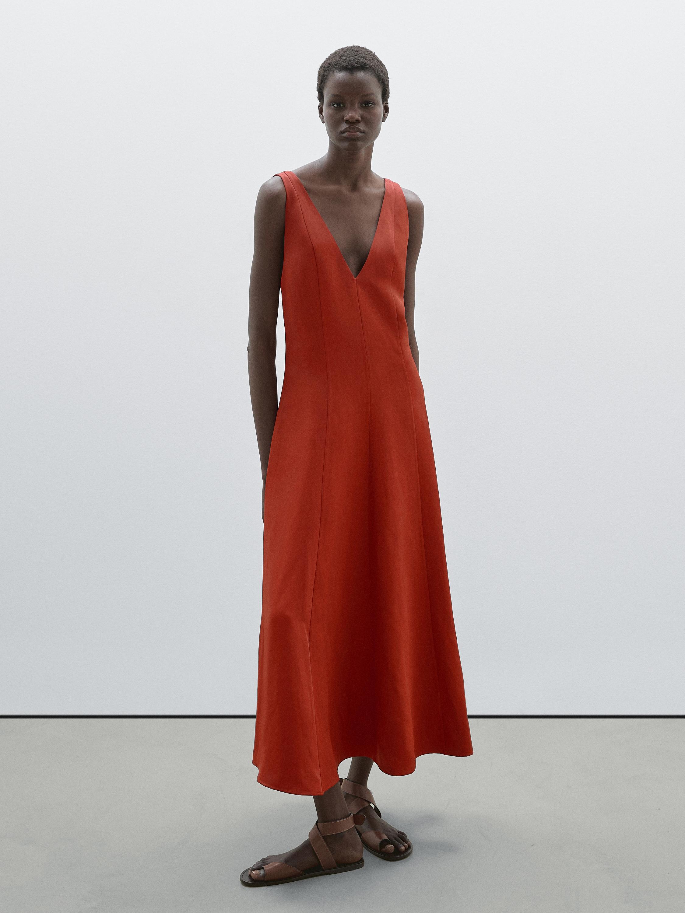 Long flowing flounce dress